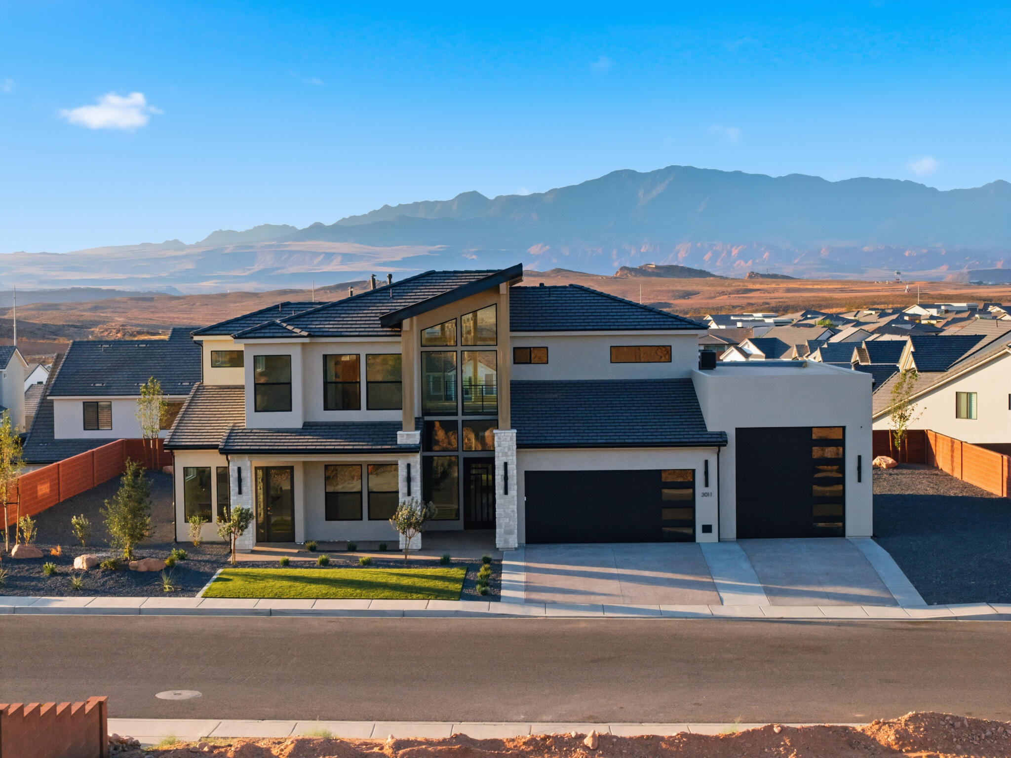 DESERT SOLACE - Residential