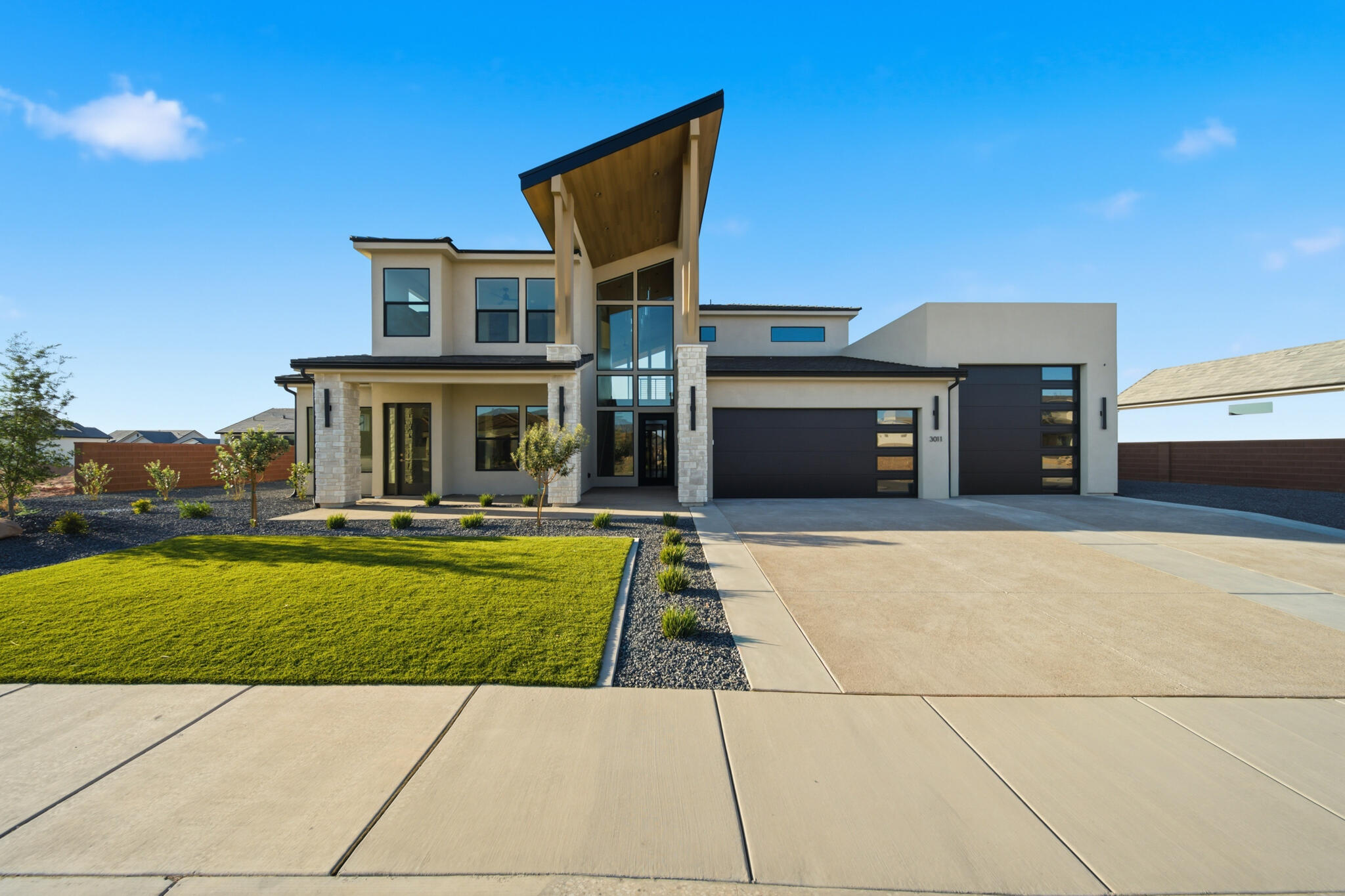 DESERT SOLACE - Residential