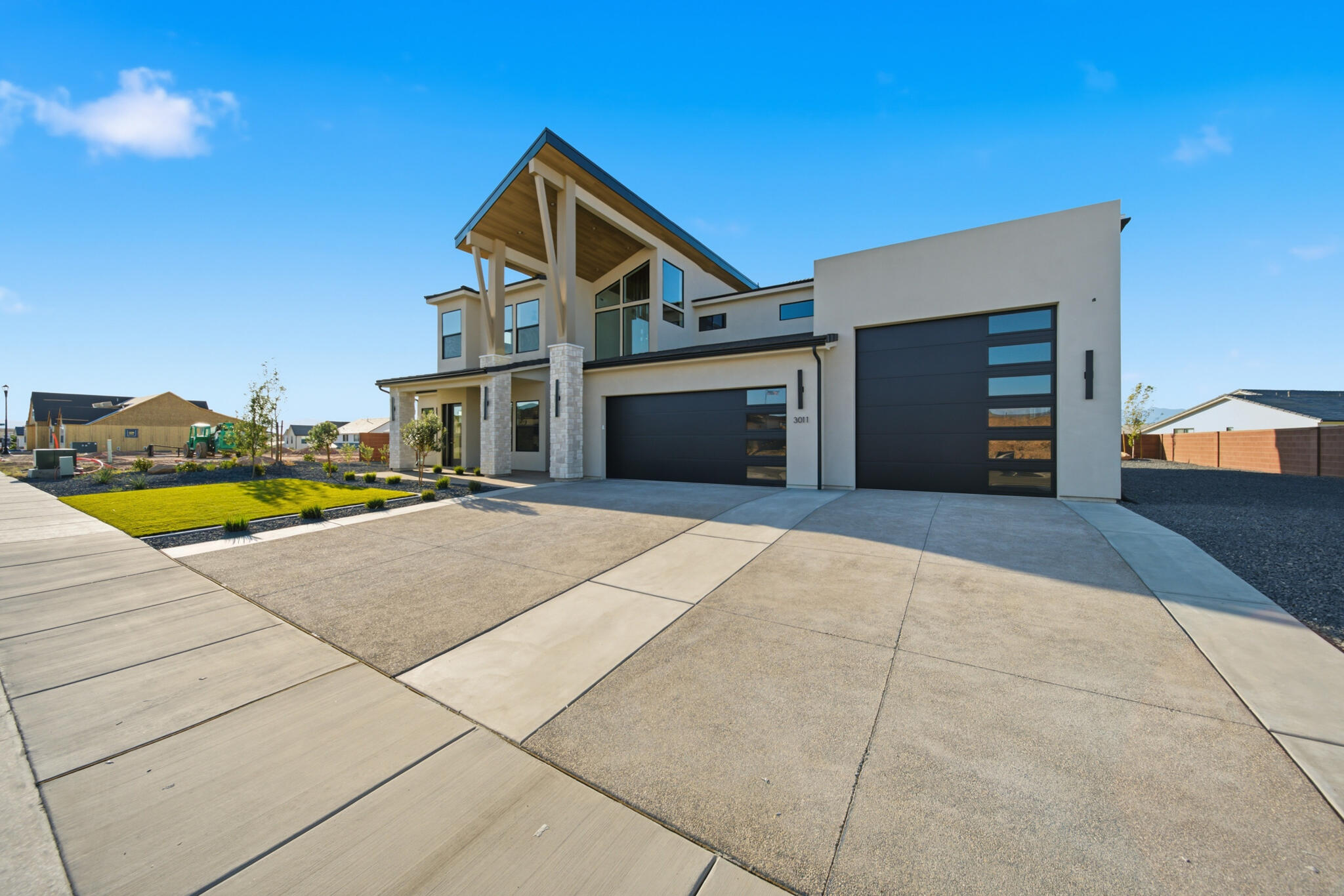 DESERT SOLACE - Residential