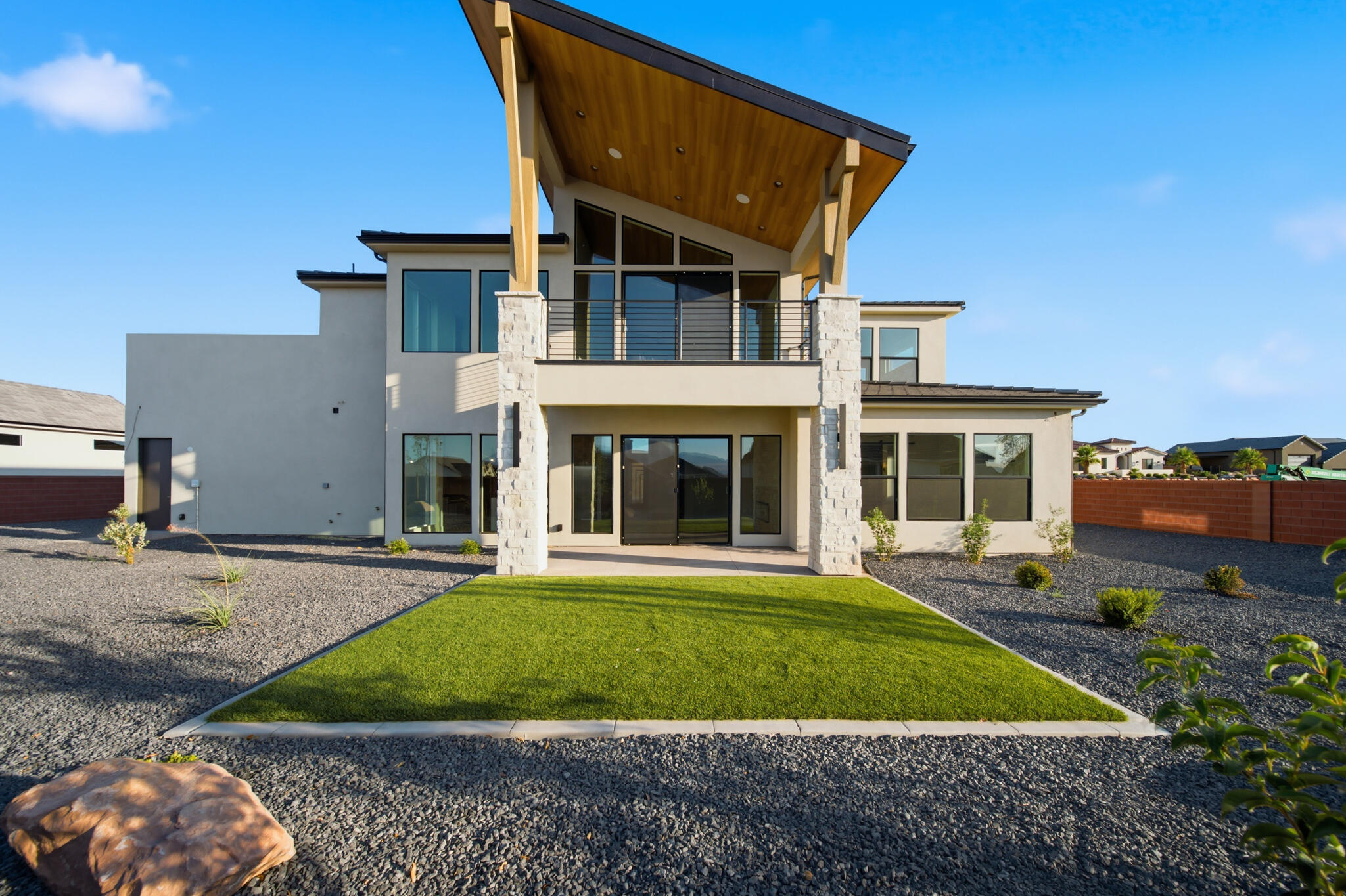 DESERT SOLACE - Residential