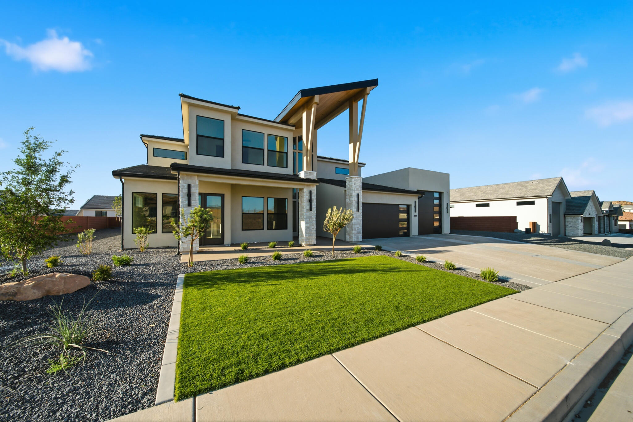 DESERT SOLACE - Residential