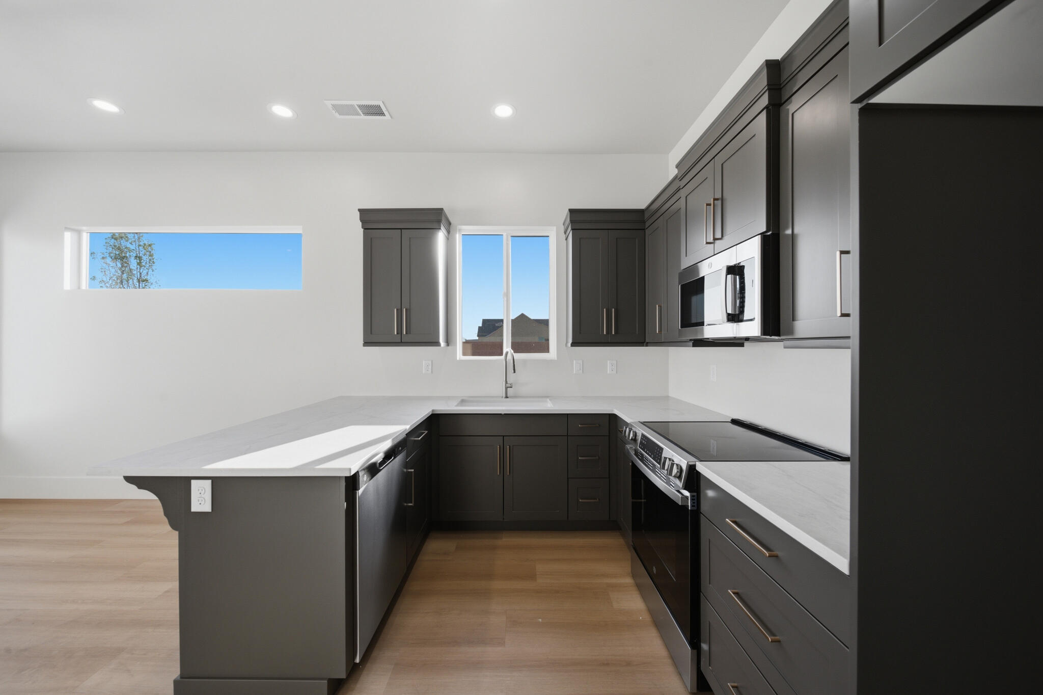 DESERT SOLACE - Residential