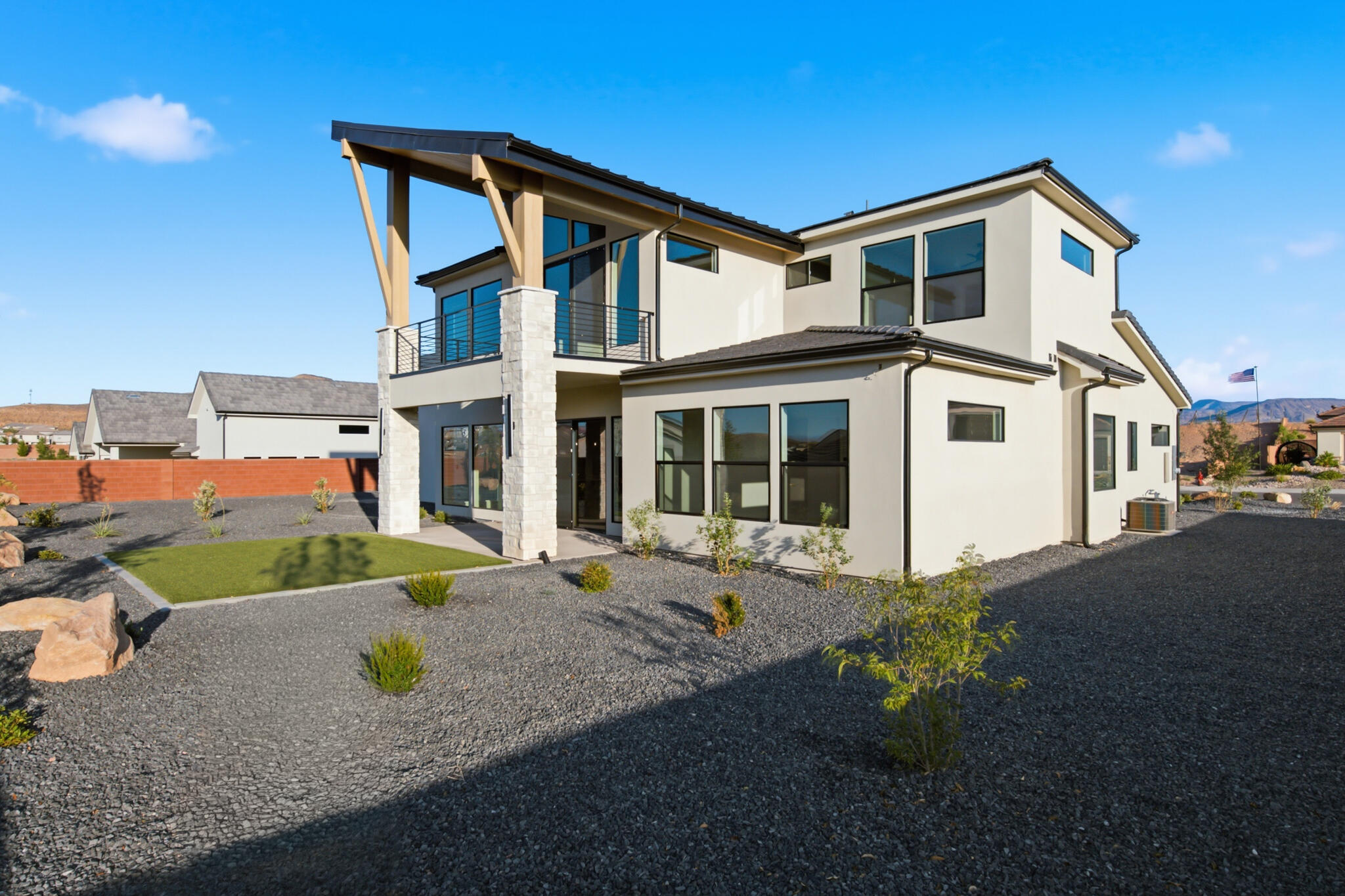 DESERT SOLACE - Residential