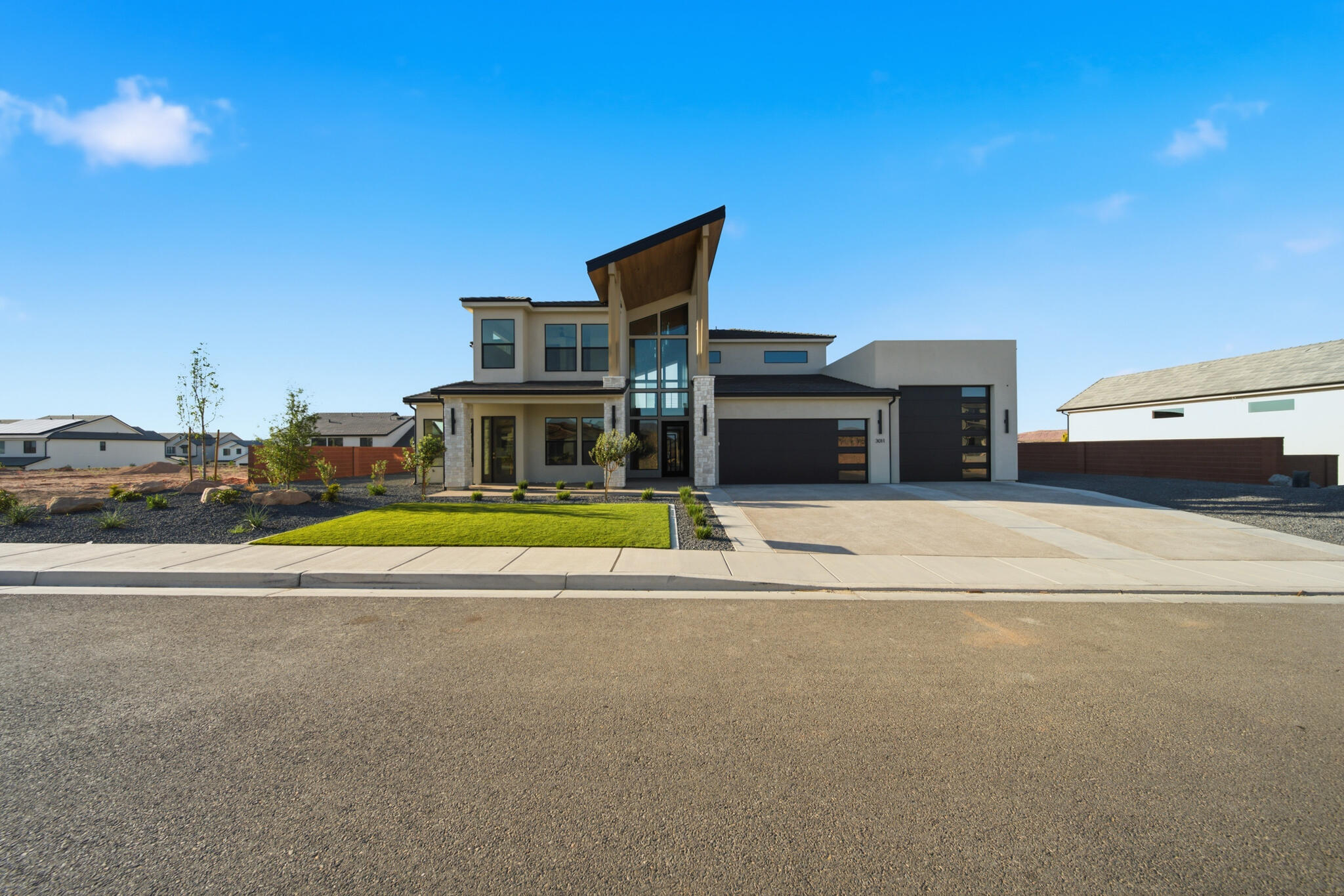 DESERT SOLACE - Residential