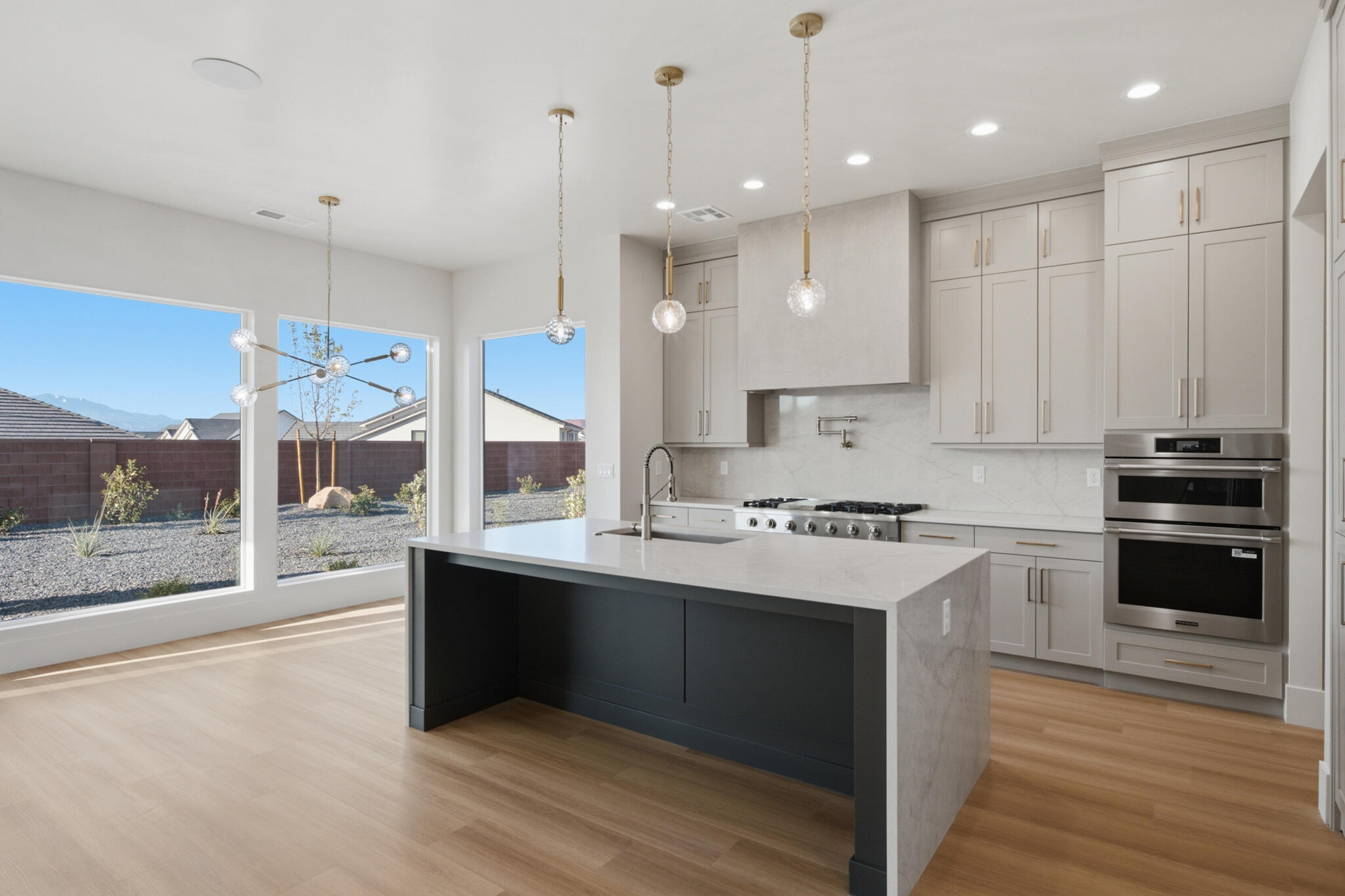 DESERT SOLACE - Residential