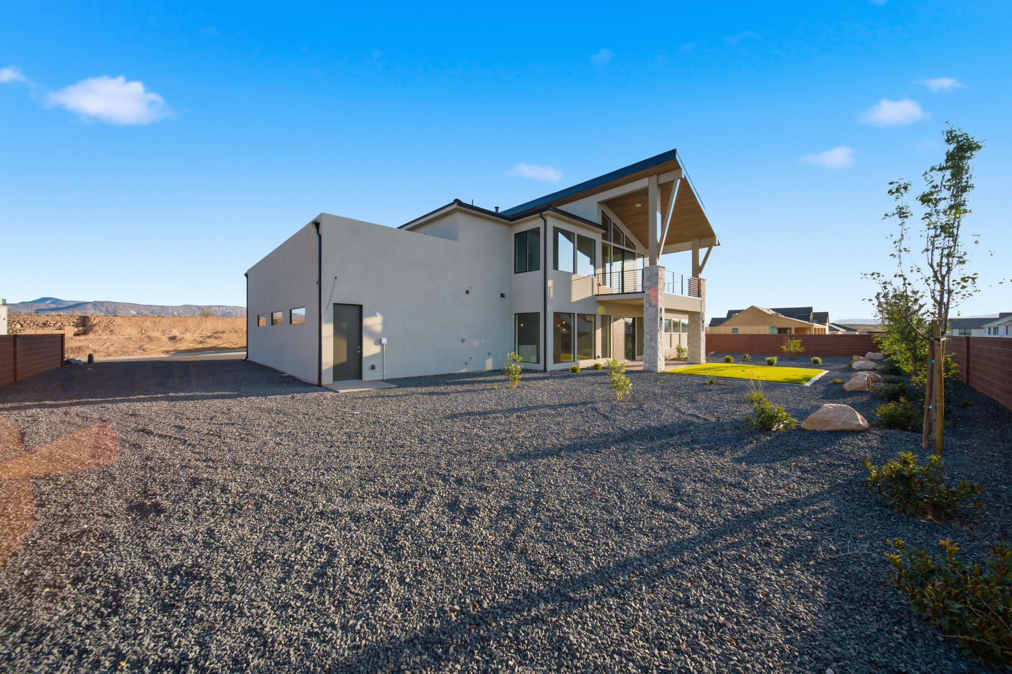 DESERT SOLACE - Residential