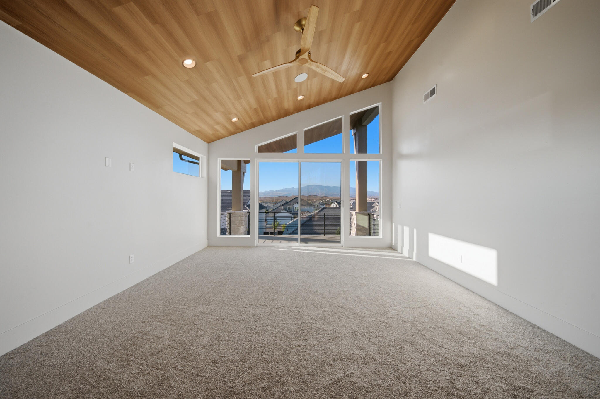 DESERT SOLACE - Residential