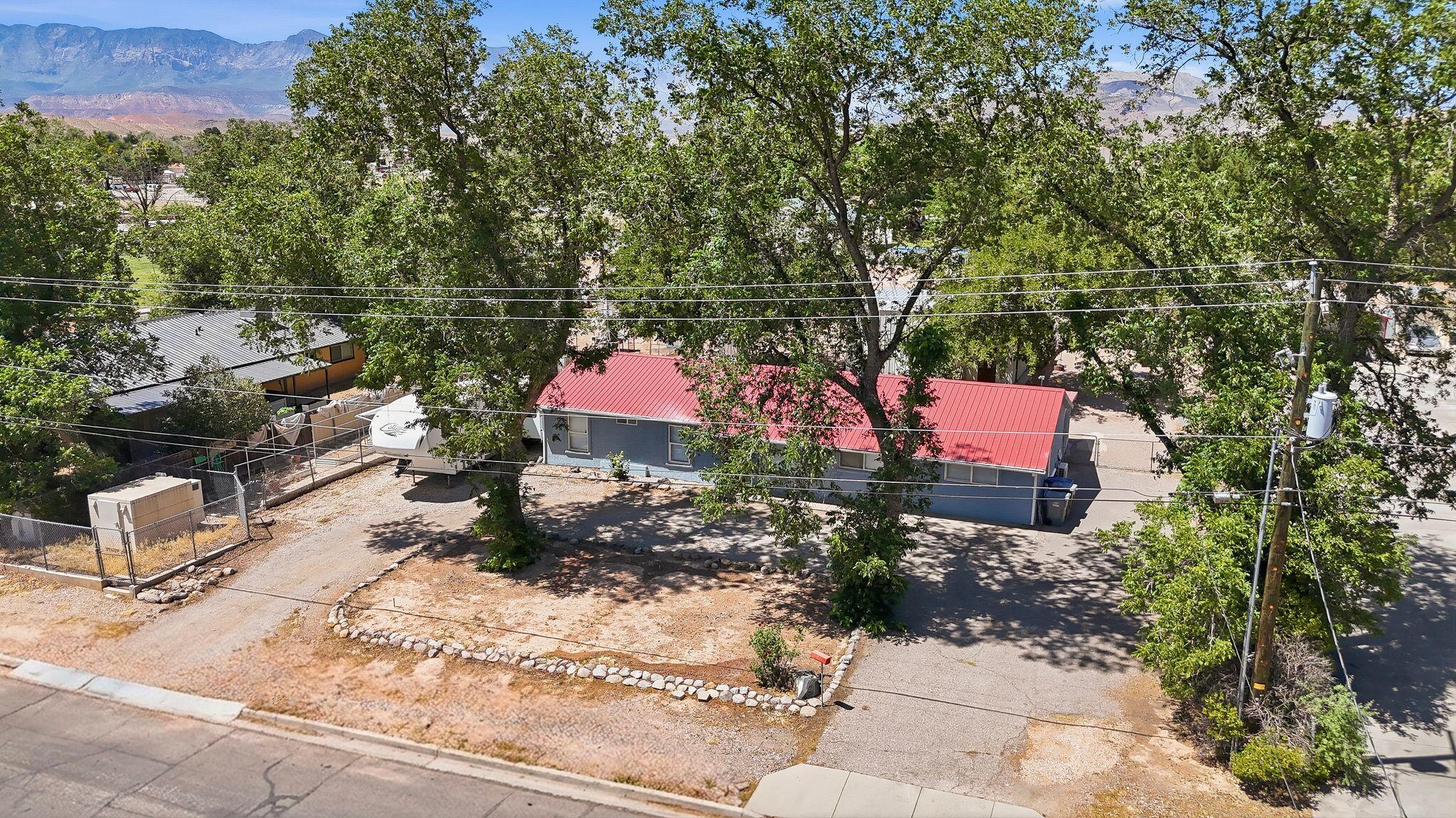 HURRICANE TOWNSITE - Residential
