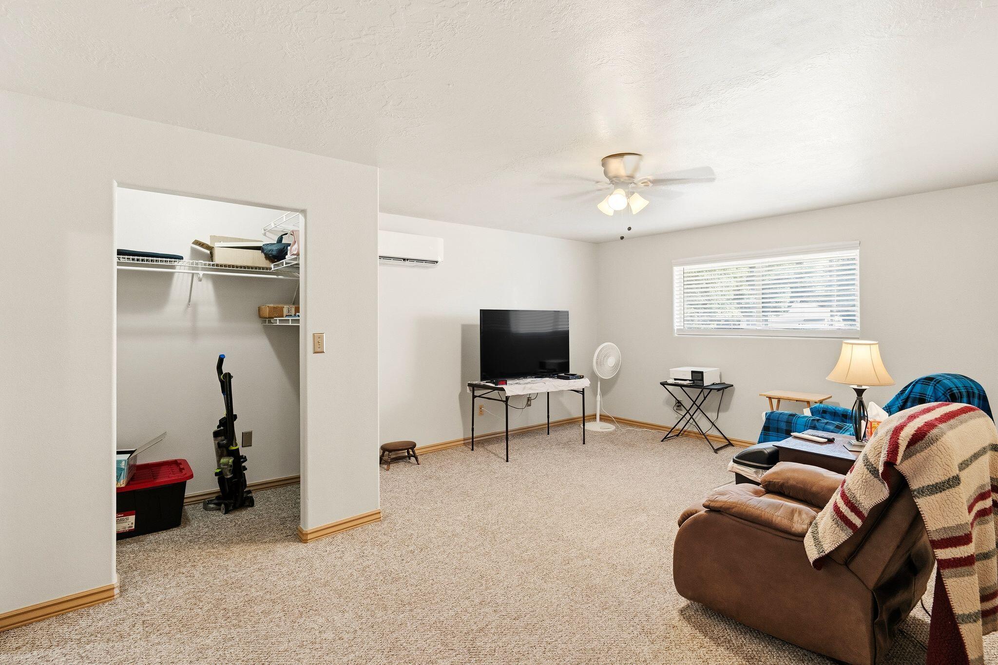 HURRICANE TOWNSITE - Residential
