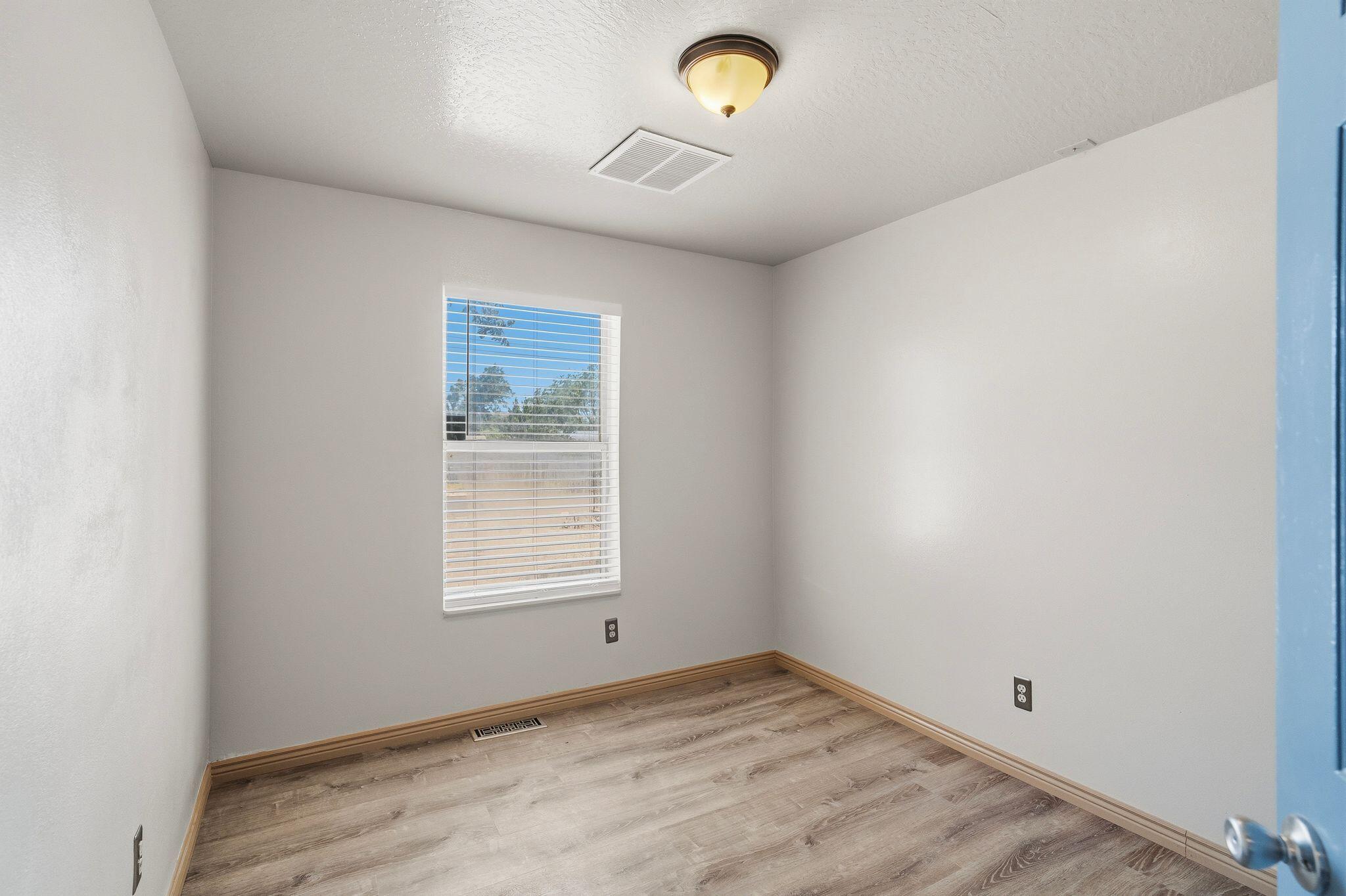 HURRICANE TOWNSITE - Residential