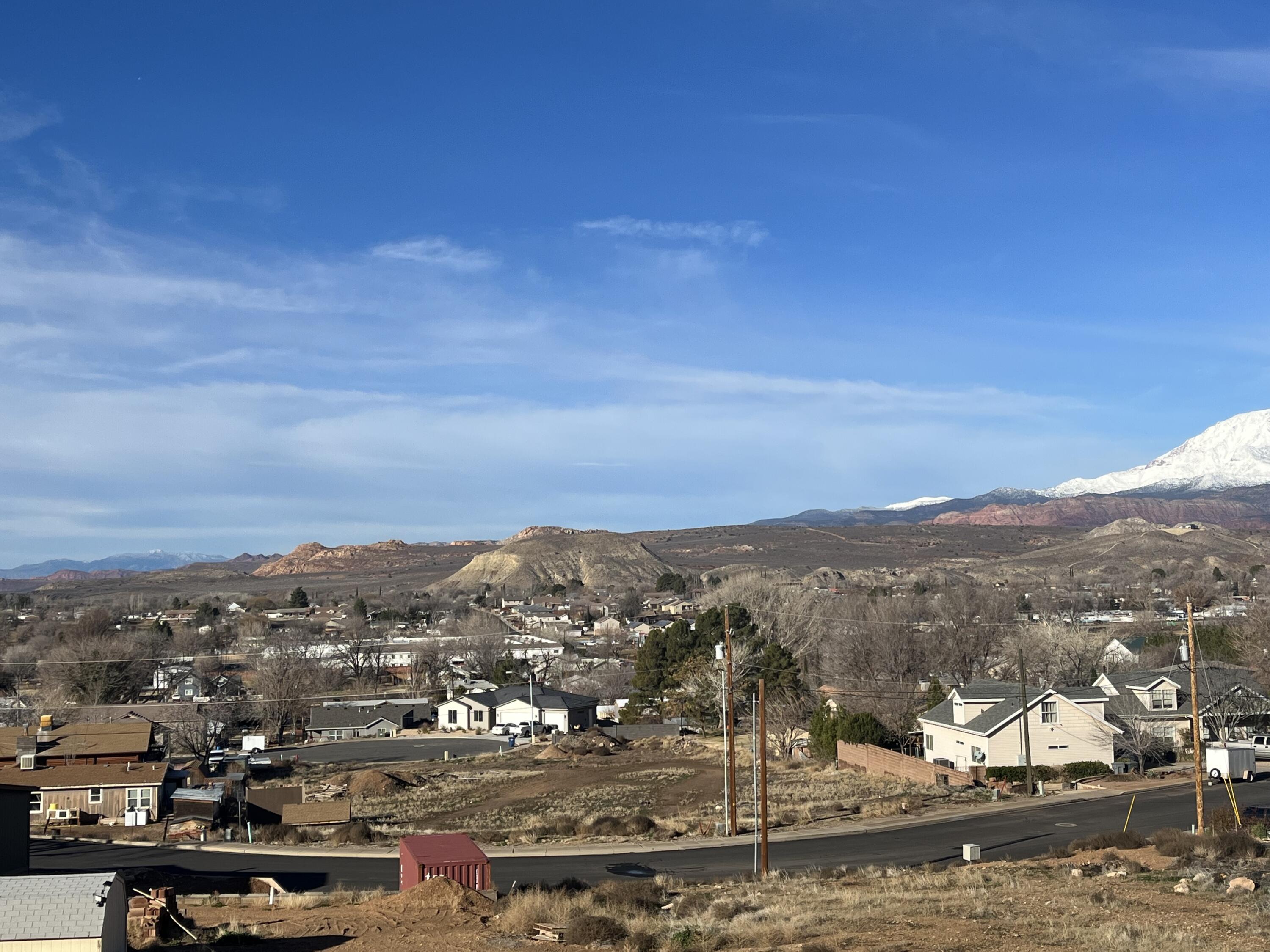 LAVERKIN TOWNSITE AND FIELD - Land
