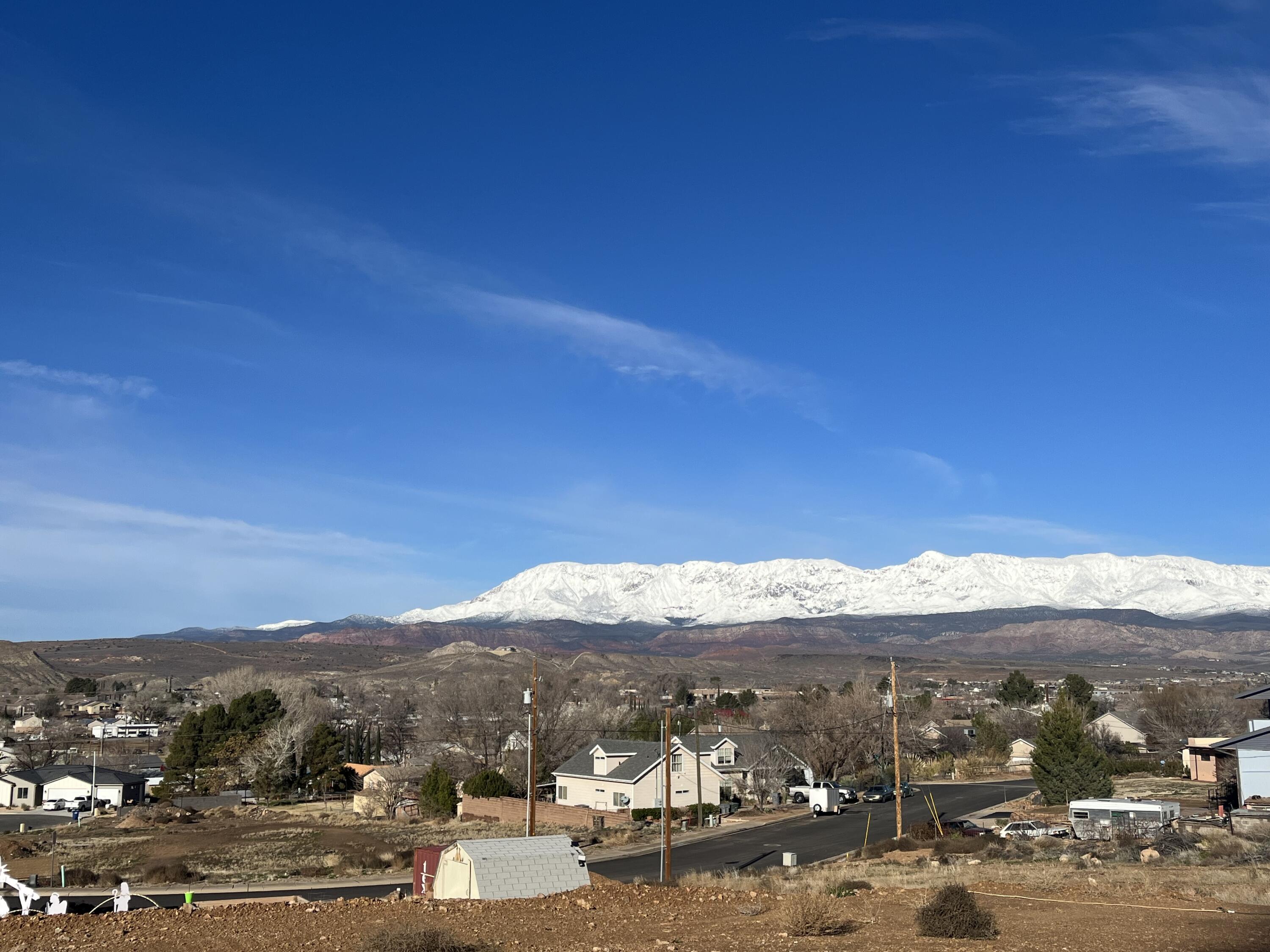 LAVERKIN TOWNSITE AND FIELD - Land