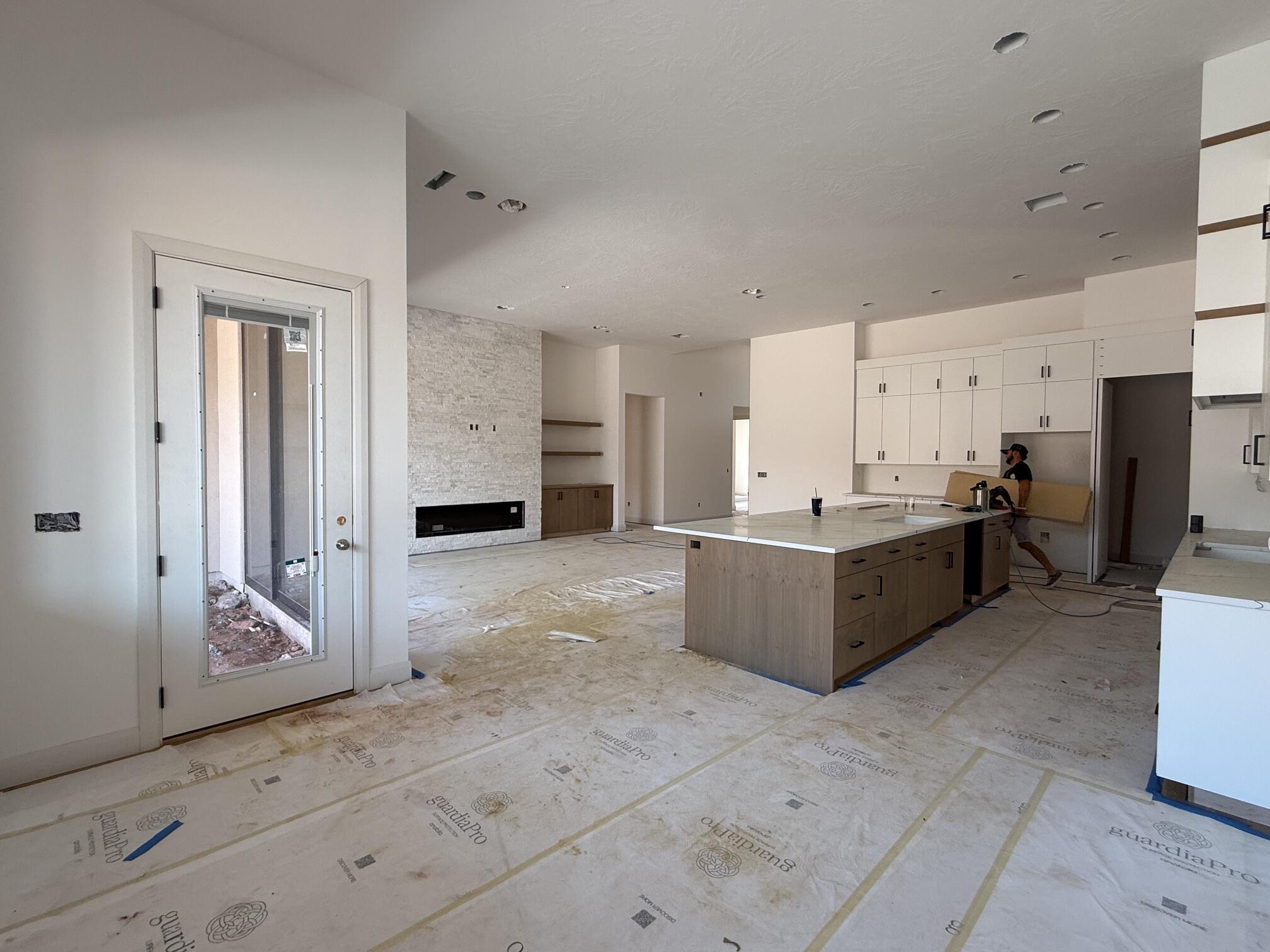 ONYX VALLEY - Residential