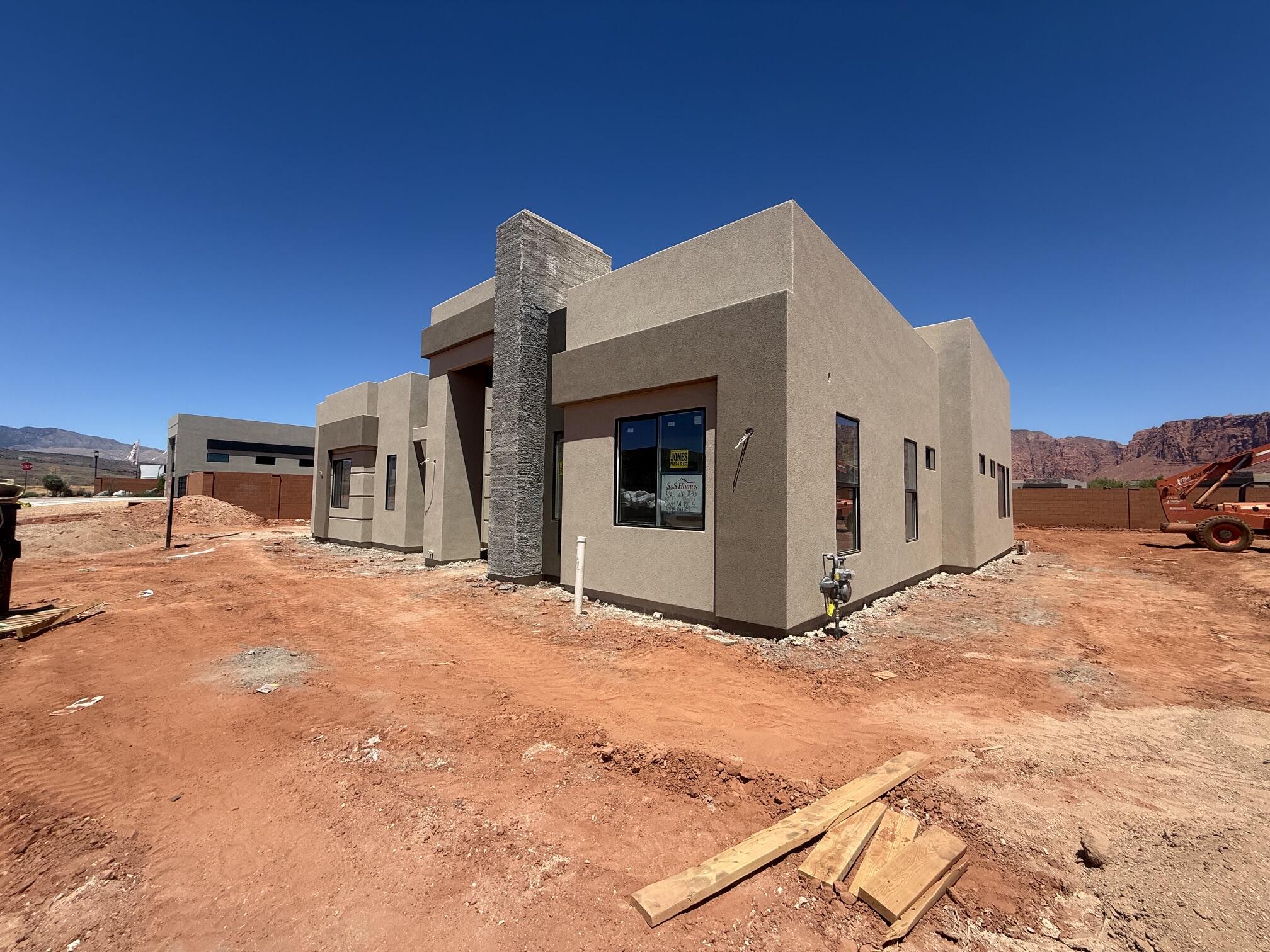 ONYX VALLEY - Residential