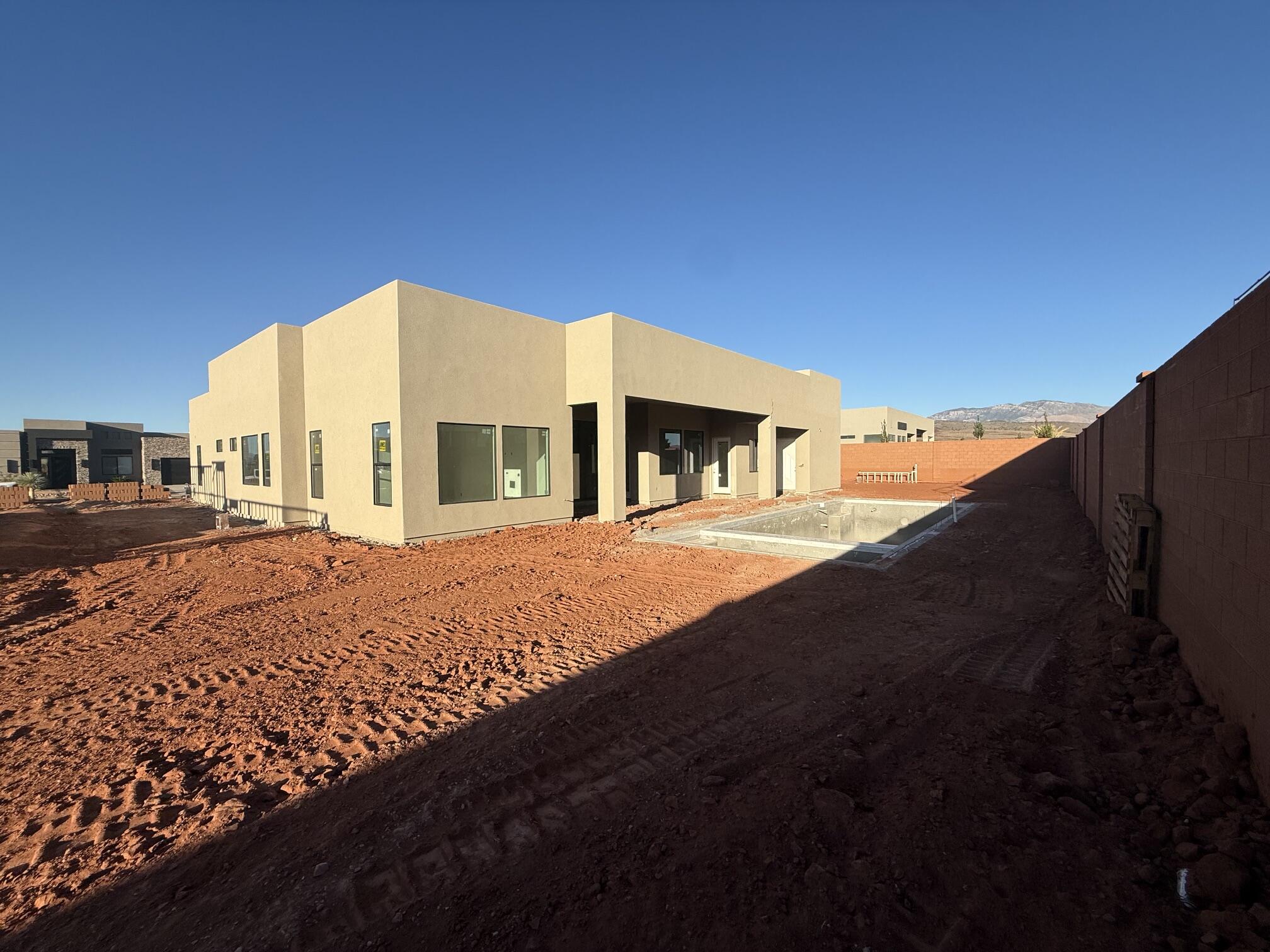 ONYX VALLEY - Residential