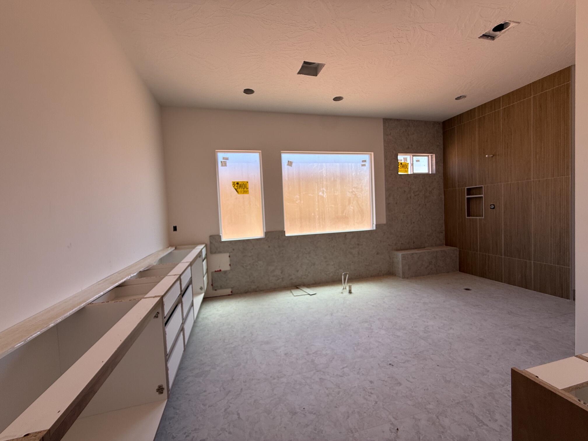 ONYX VALLEY - Residential