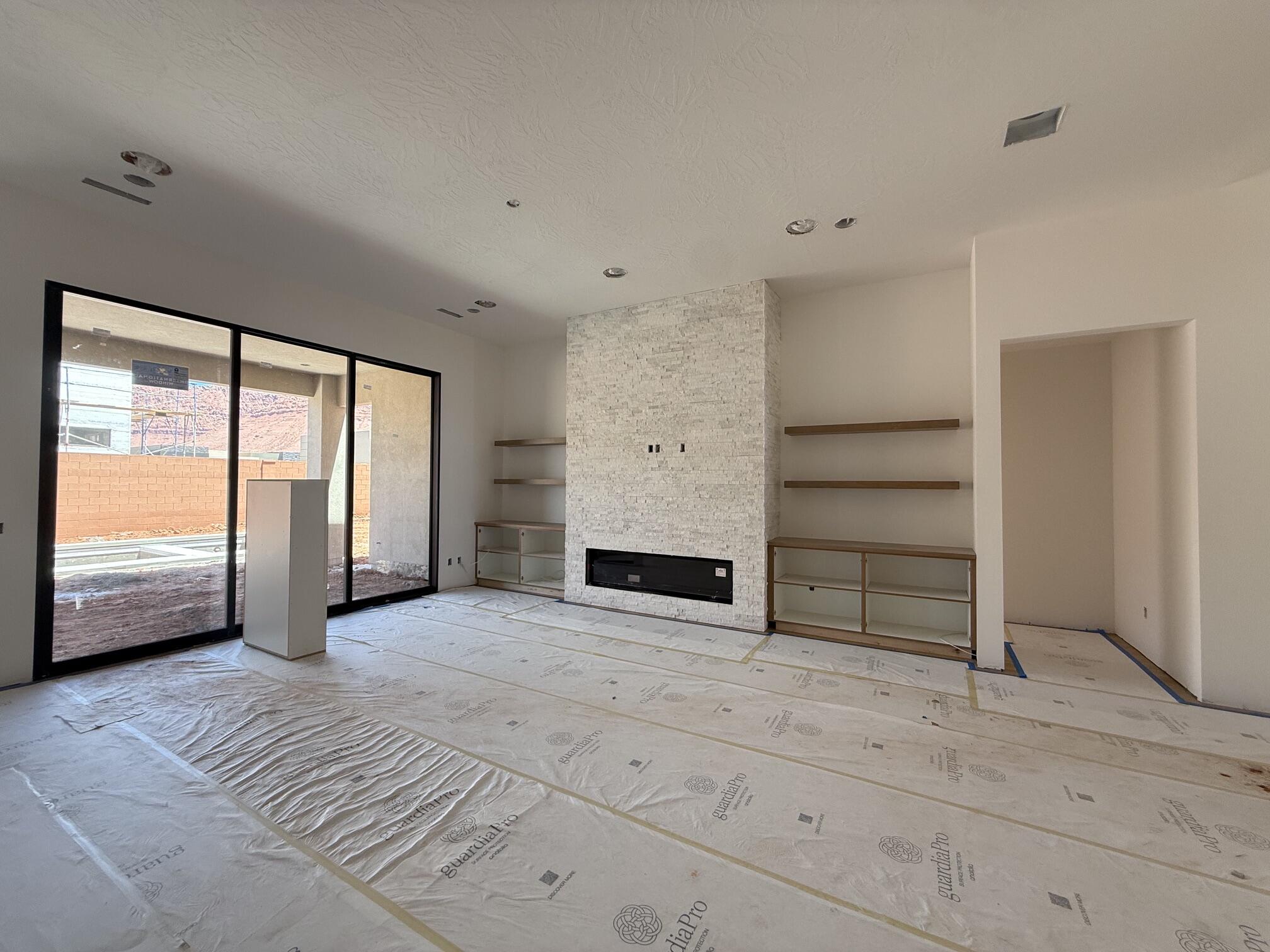 ONYX VALLEY - Residential