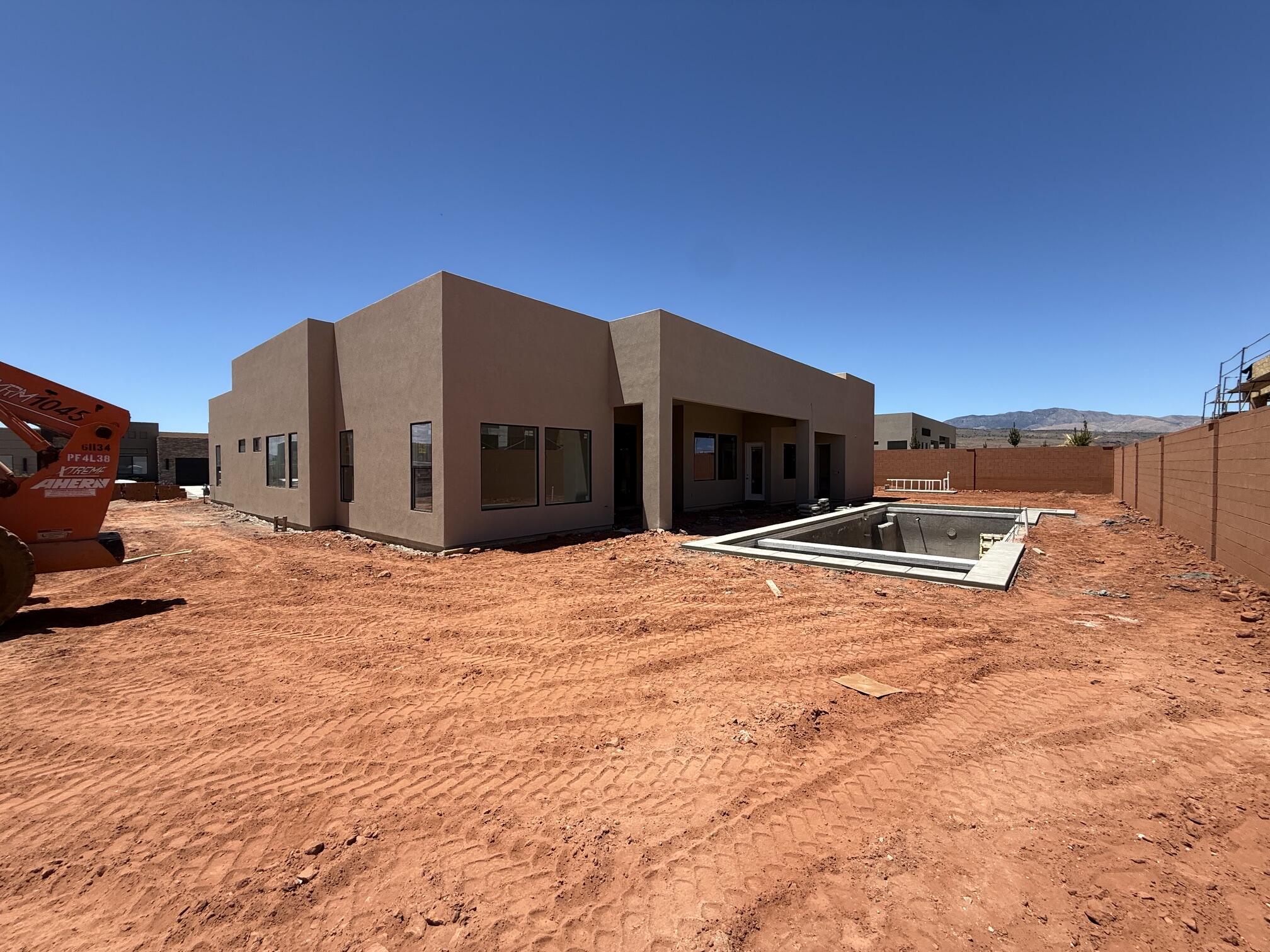 ONYX VALLEY - Residential