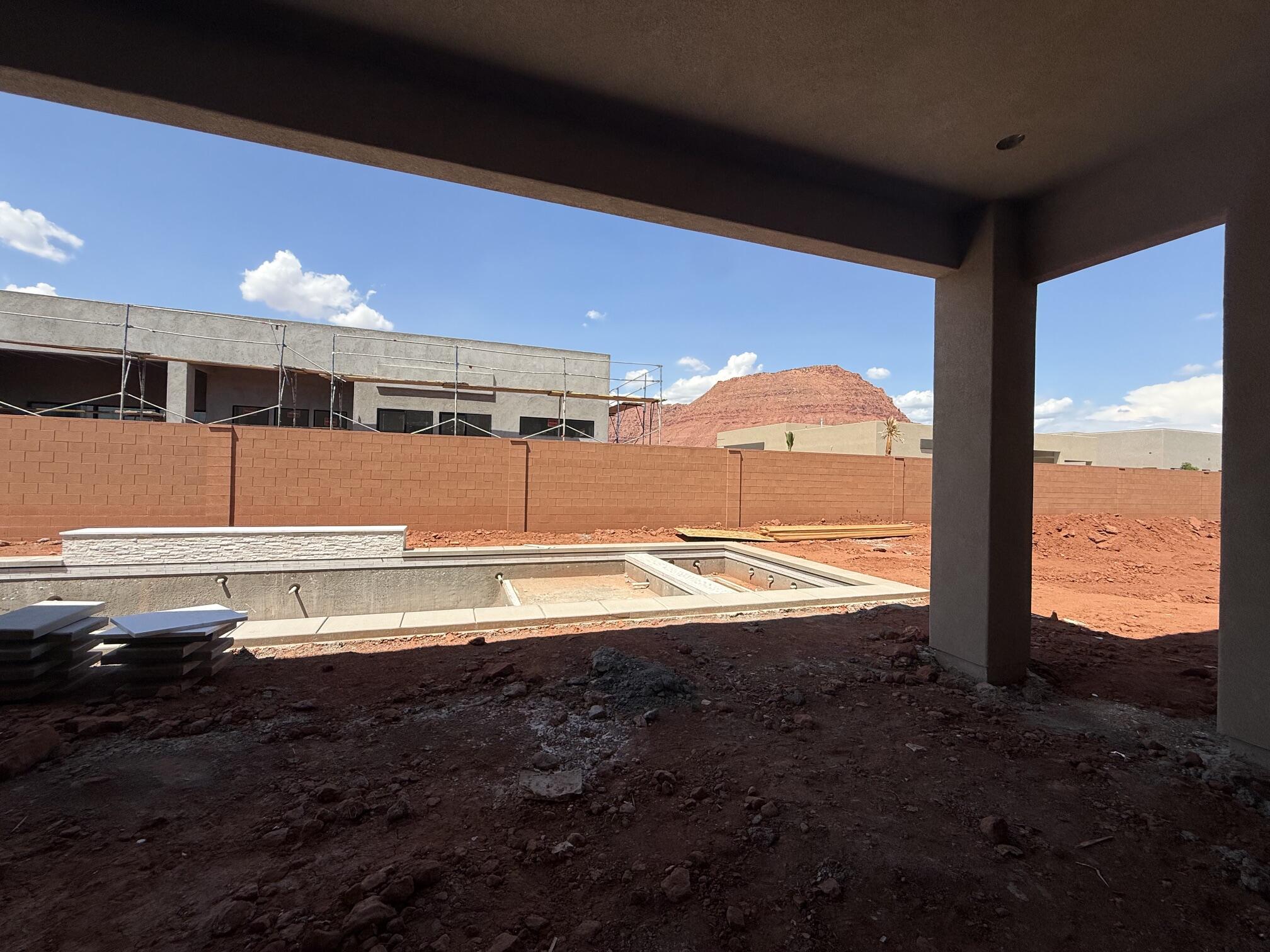 ONYX VALLEY - Residential