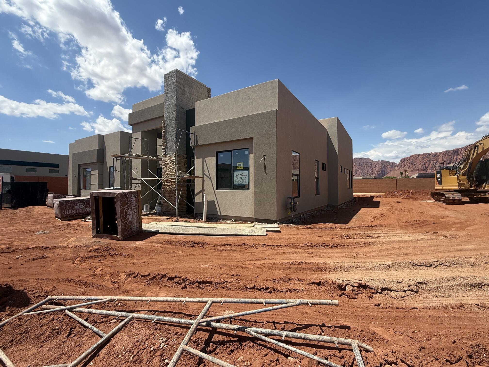 ONYX VALLEY - Residential