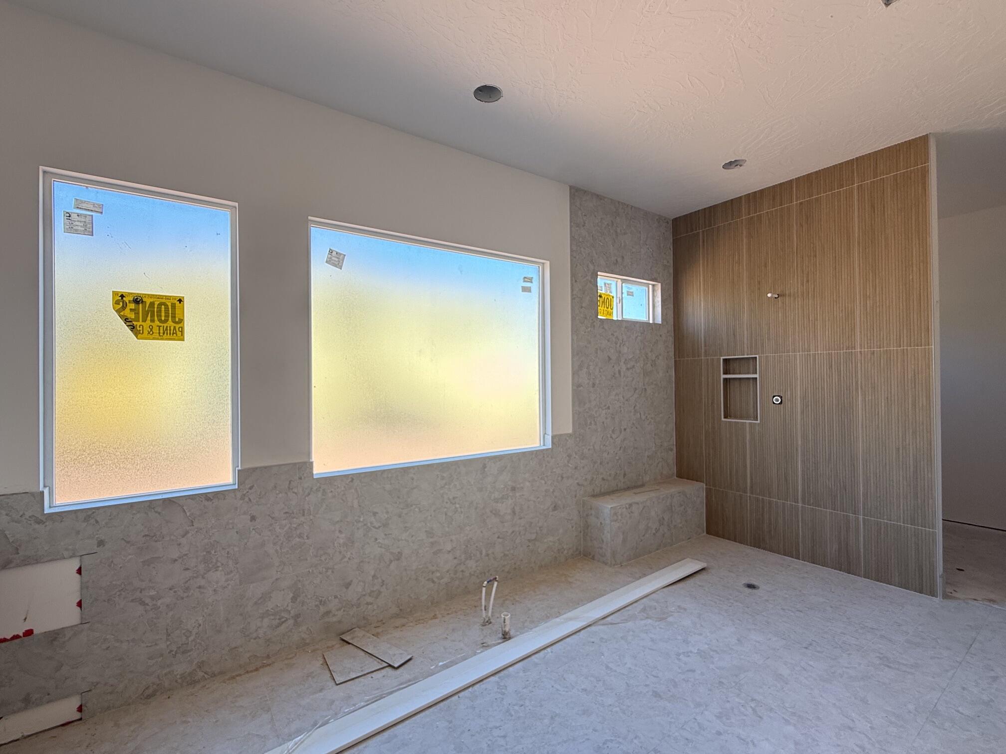 ONYX VALLEY - Residential
