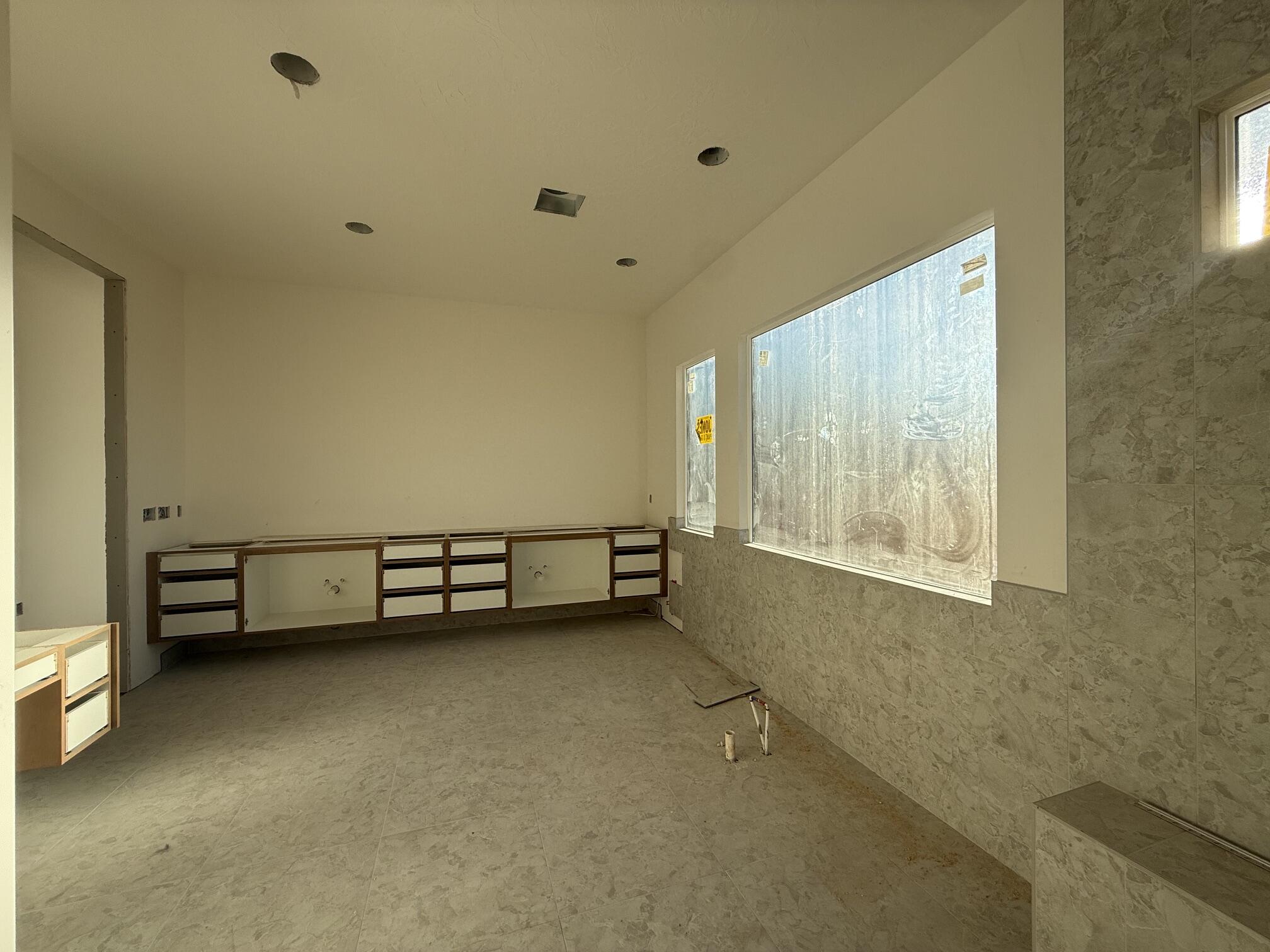 ONYX VALLEY - Residential