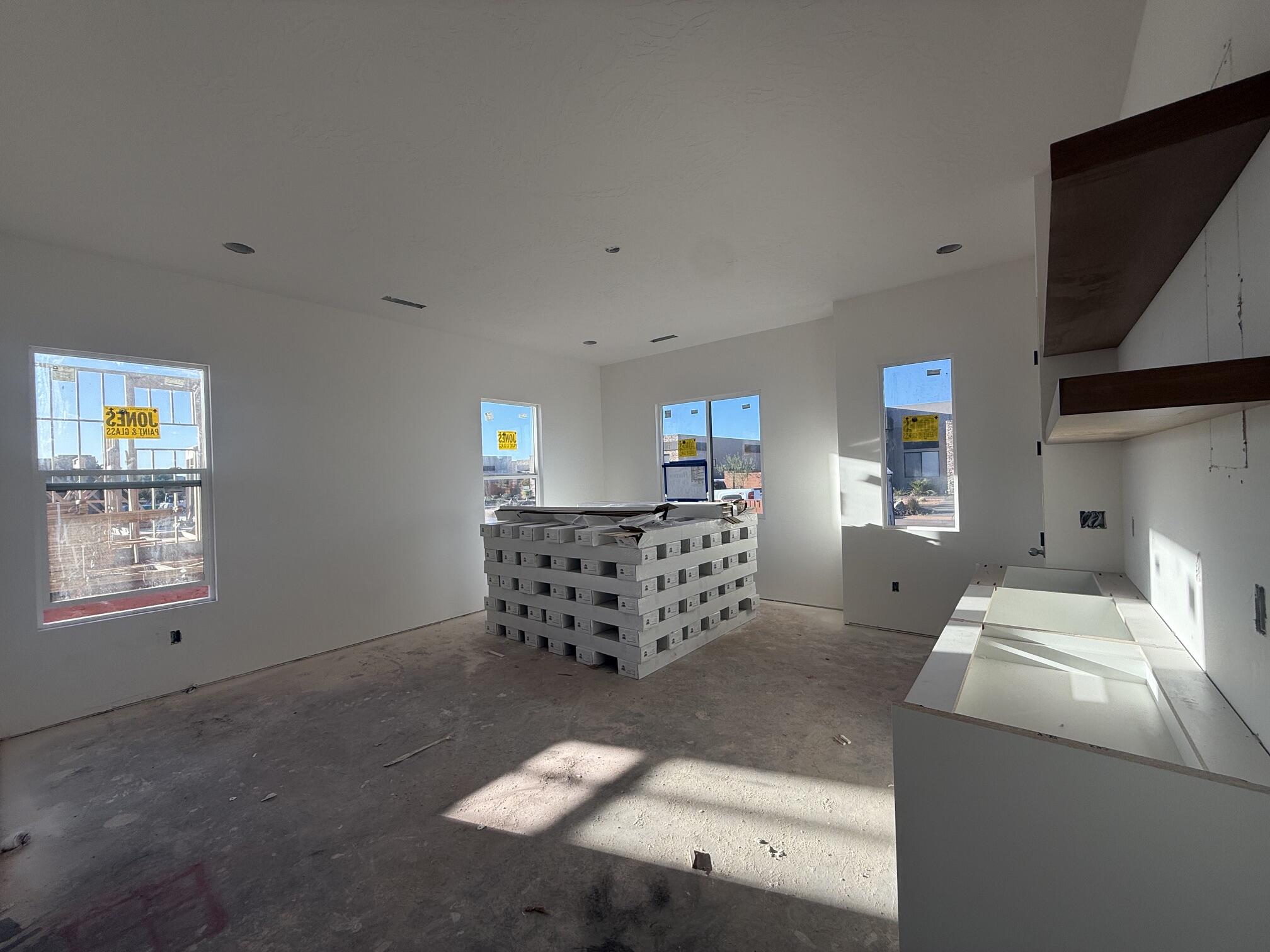 ONYX VALLEY - Residential