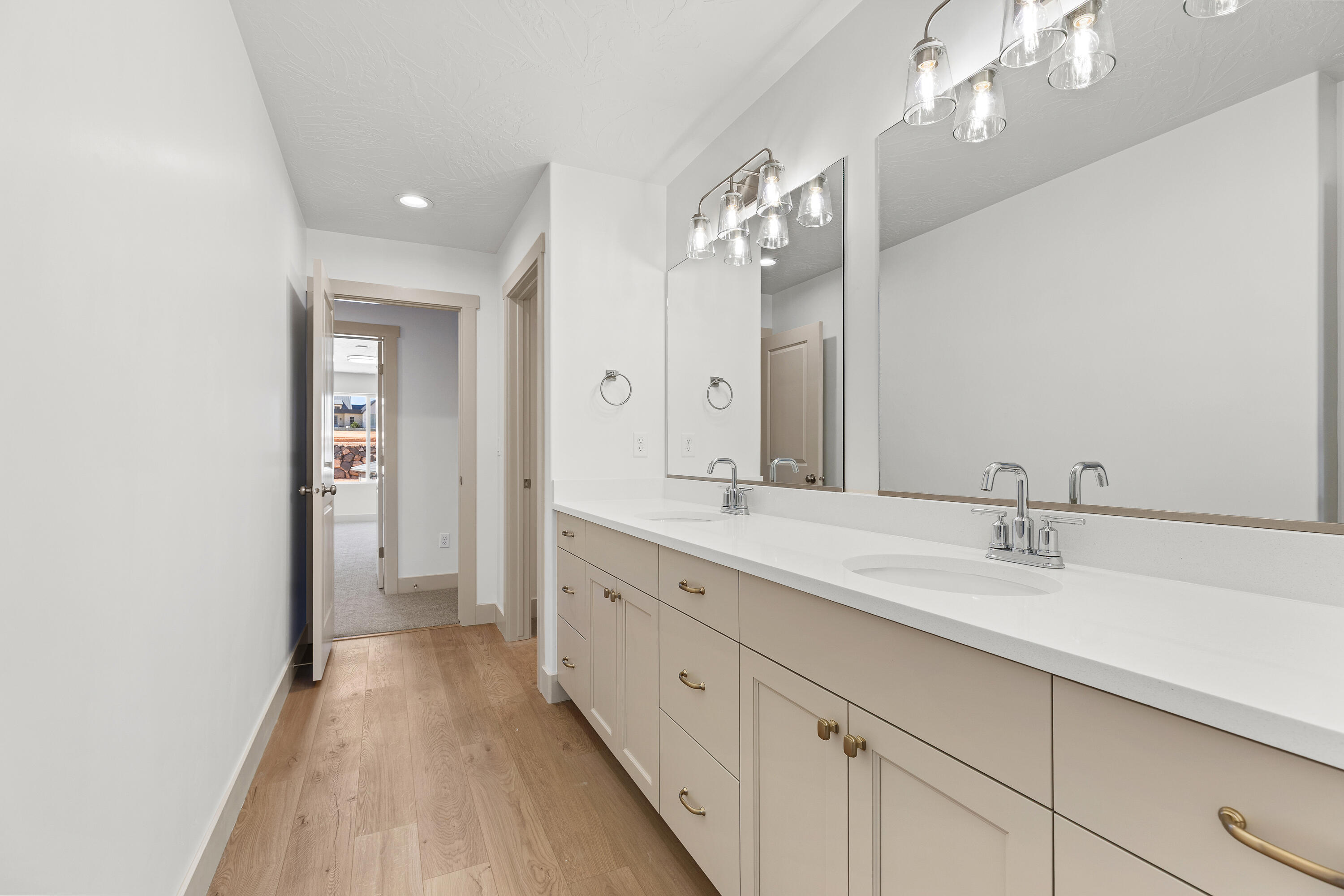 CORDERO - Residential