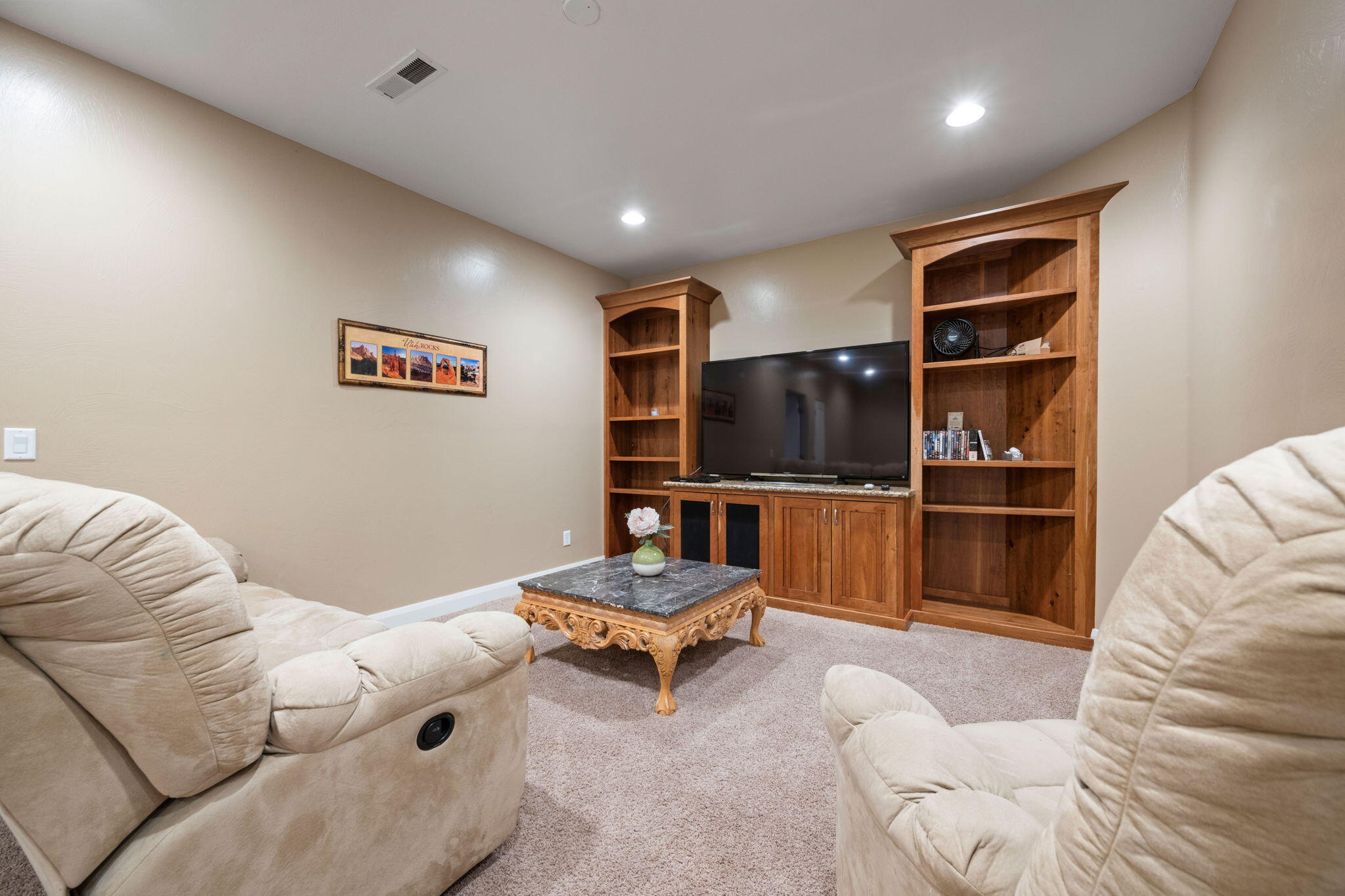 IVINS TOWNSITE - Residential