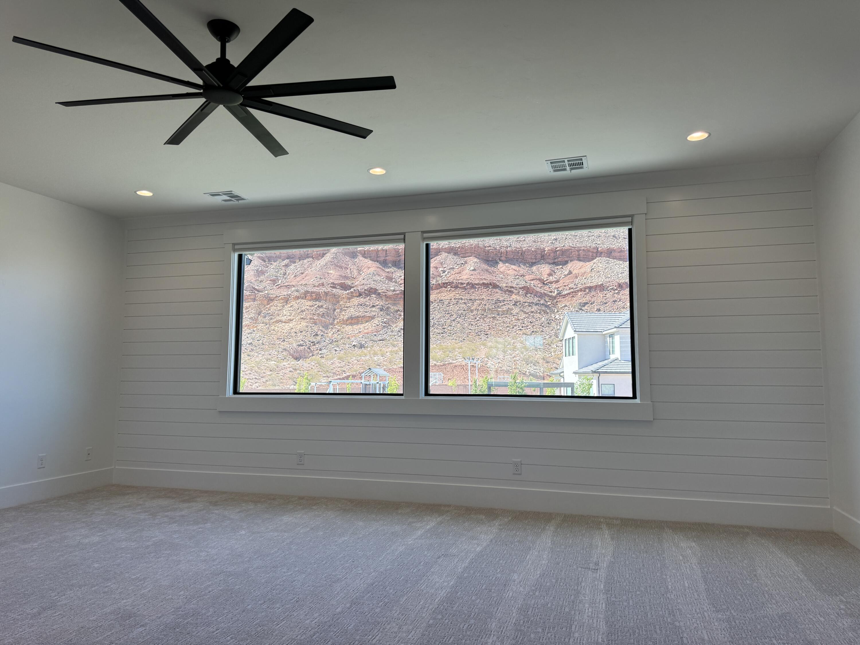 RED MESA AT SUNRISE VALLEY - Residential