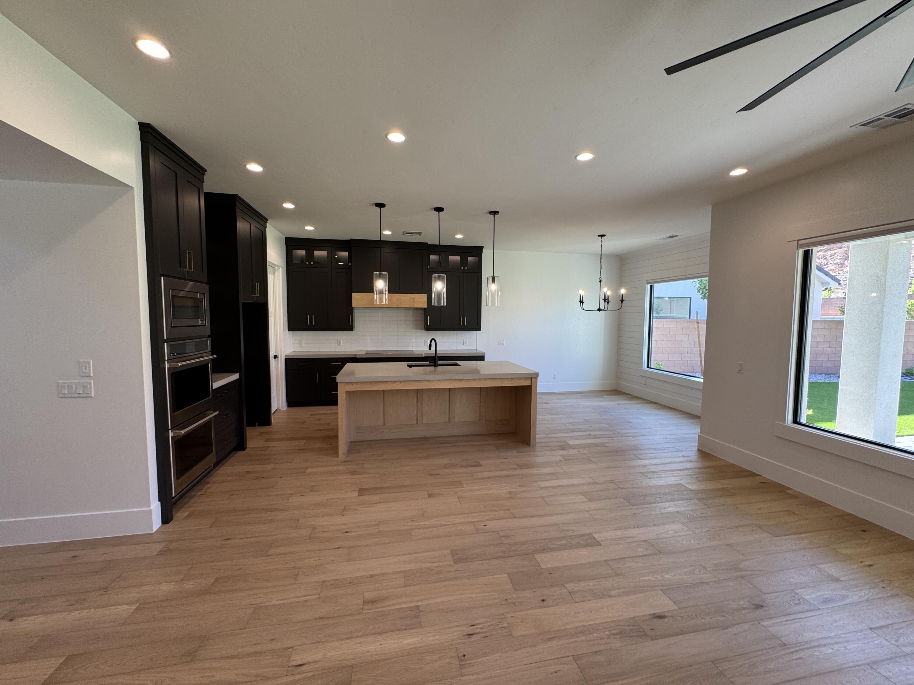 RED MESA AT SUNRISE VALLEY - Residential
