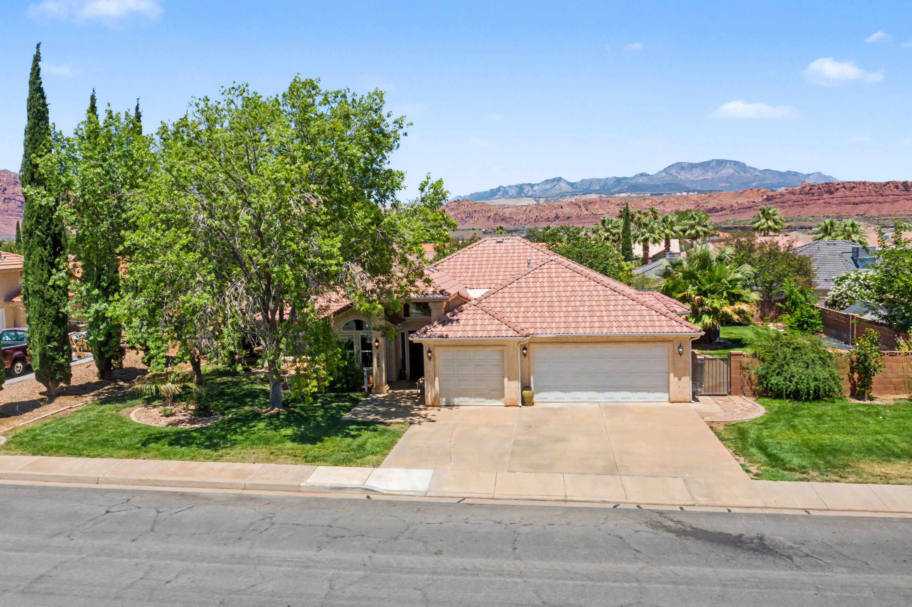 SANTA CLARA HEIGHTS - Residential