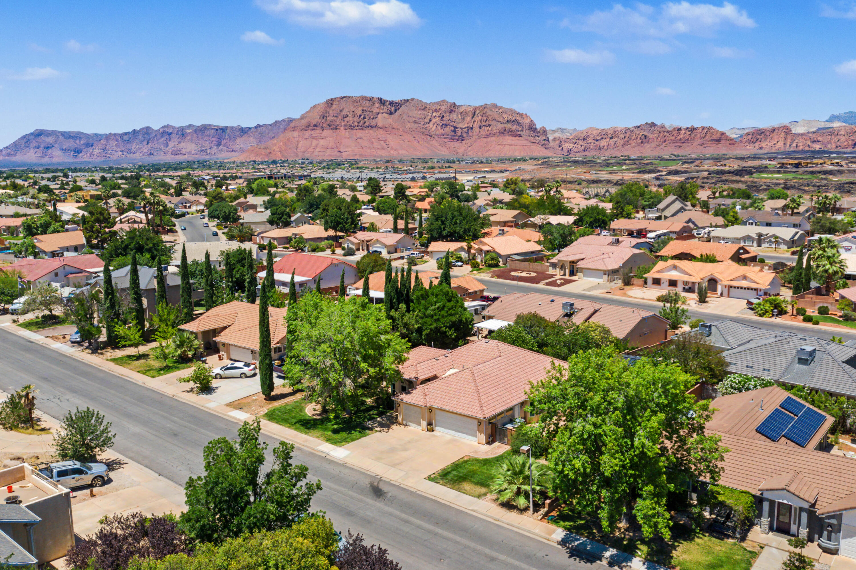 SANTA CLARA HEIGHTS - Residential