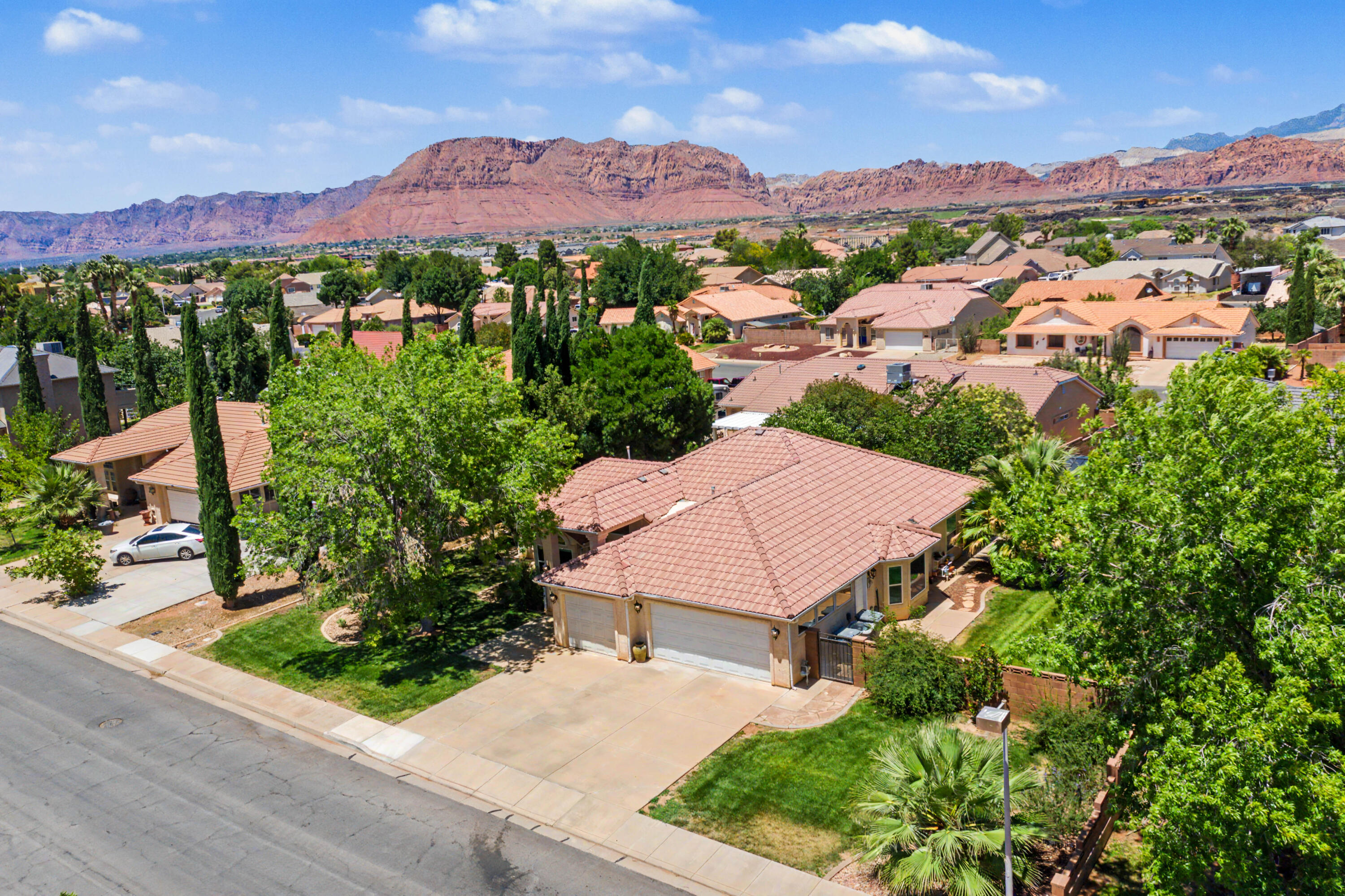 SANTA CLARA HEIGHTS - Residential