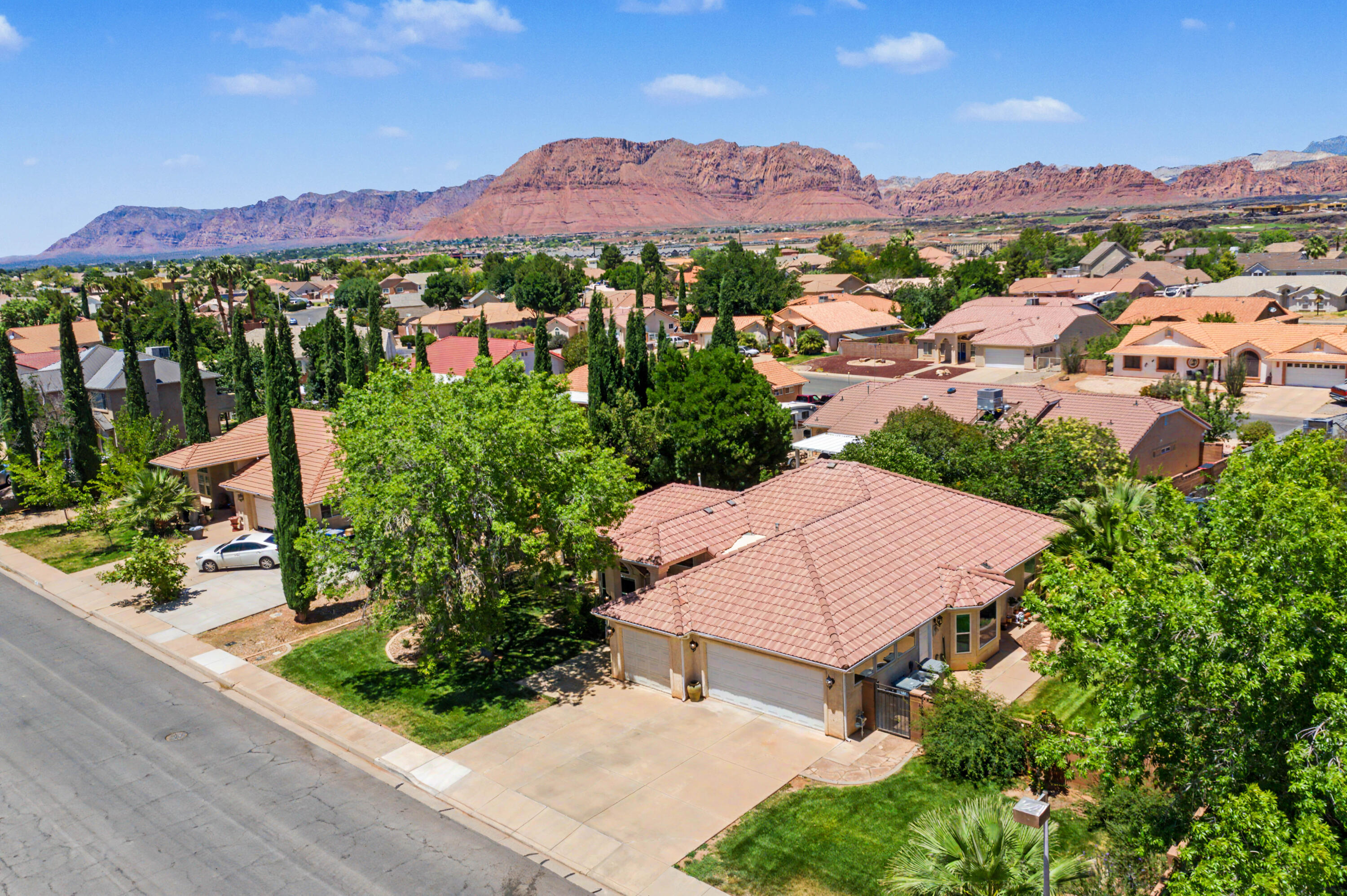 SANTA CLARA HEIGHTS - Residential