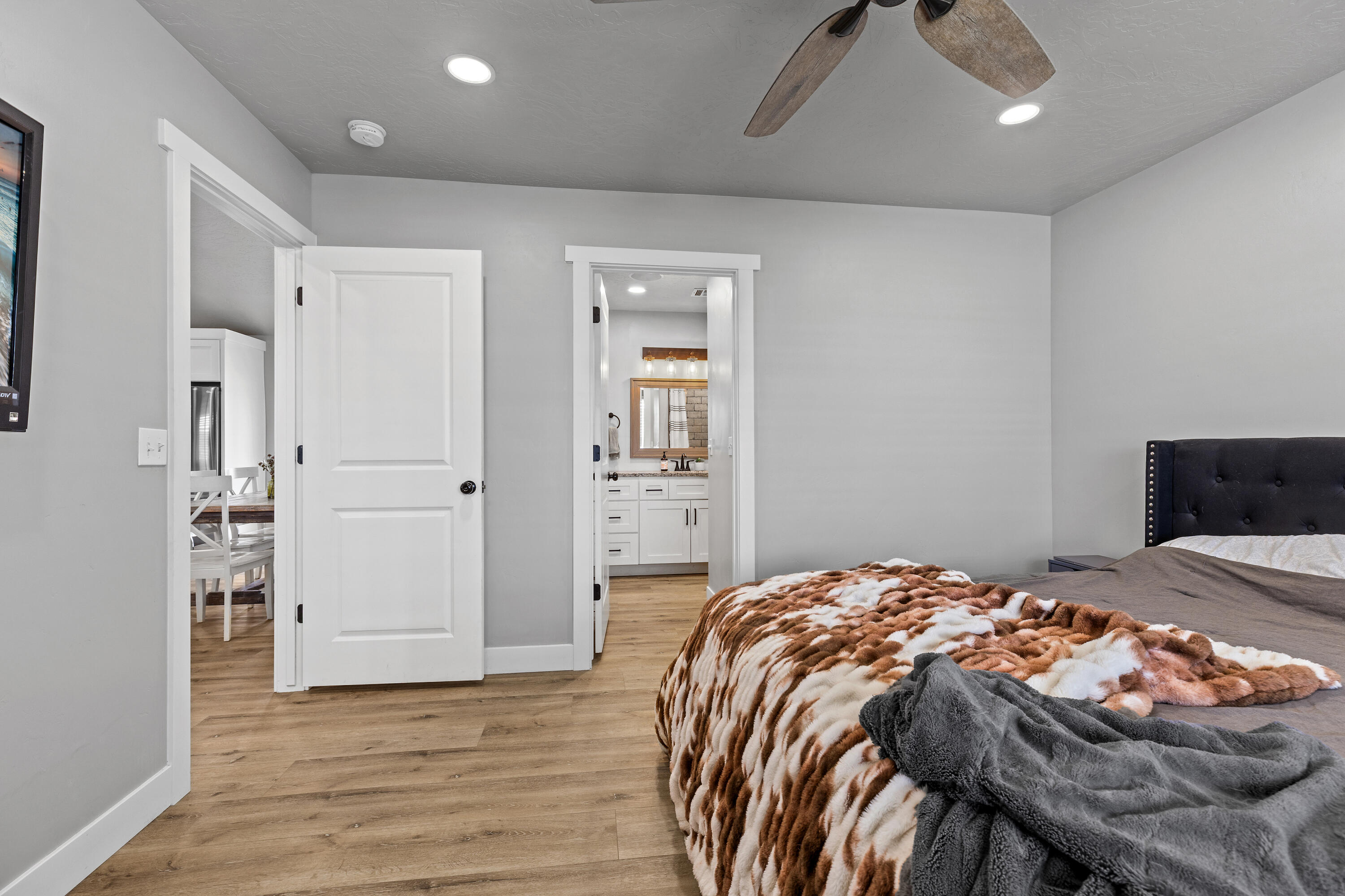 CLOVE - Residential