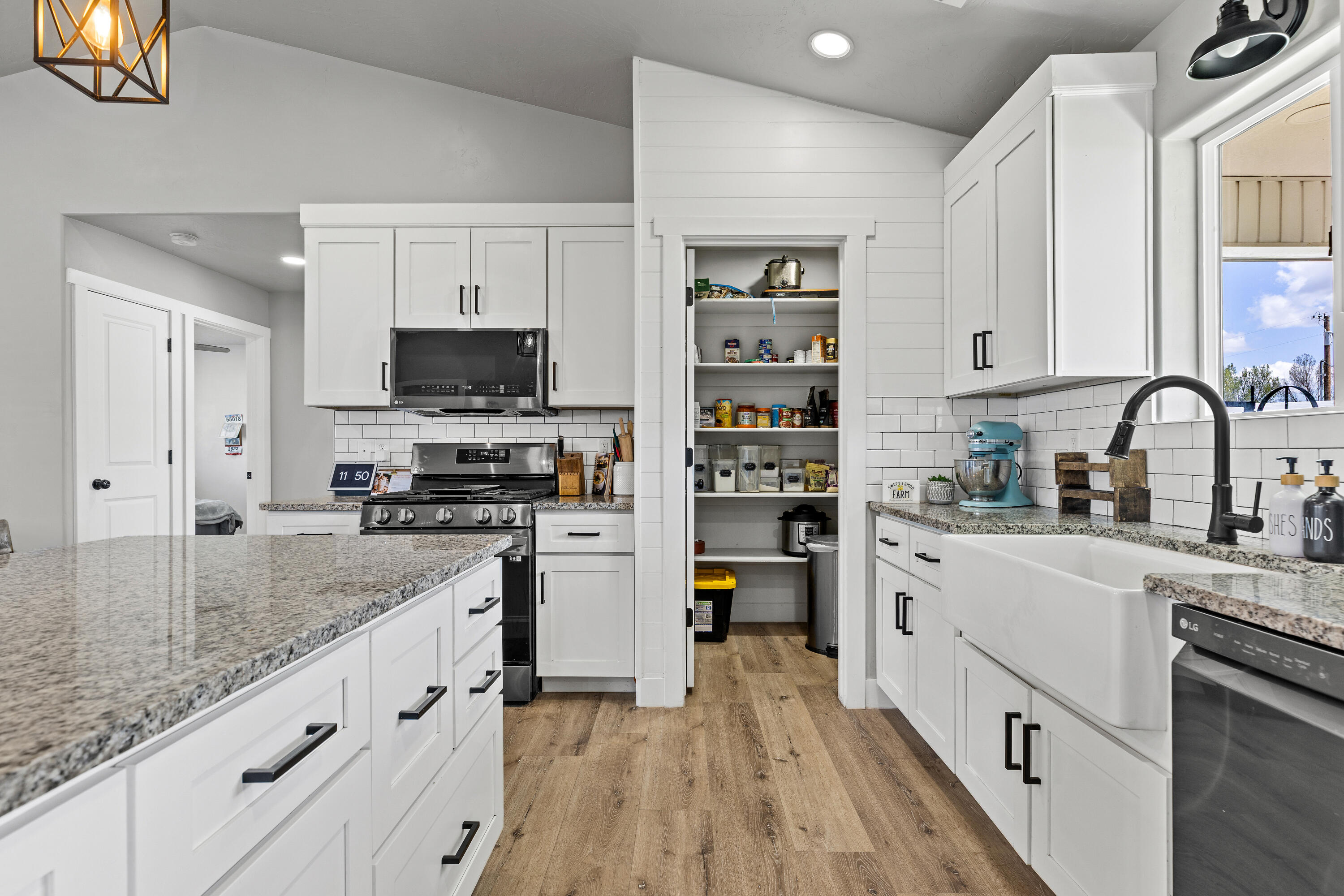 CLOVE - Residential