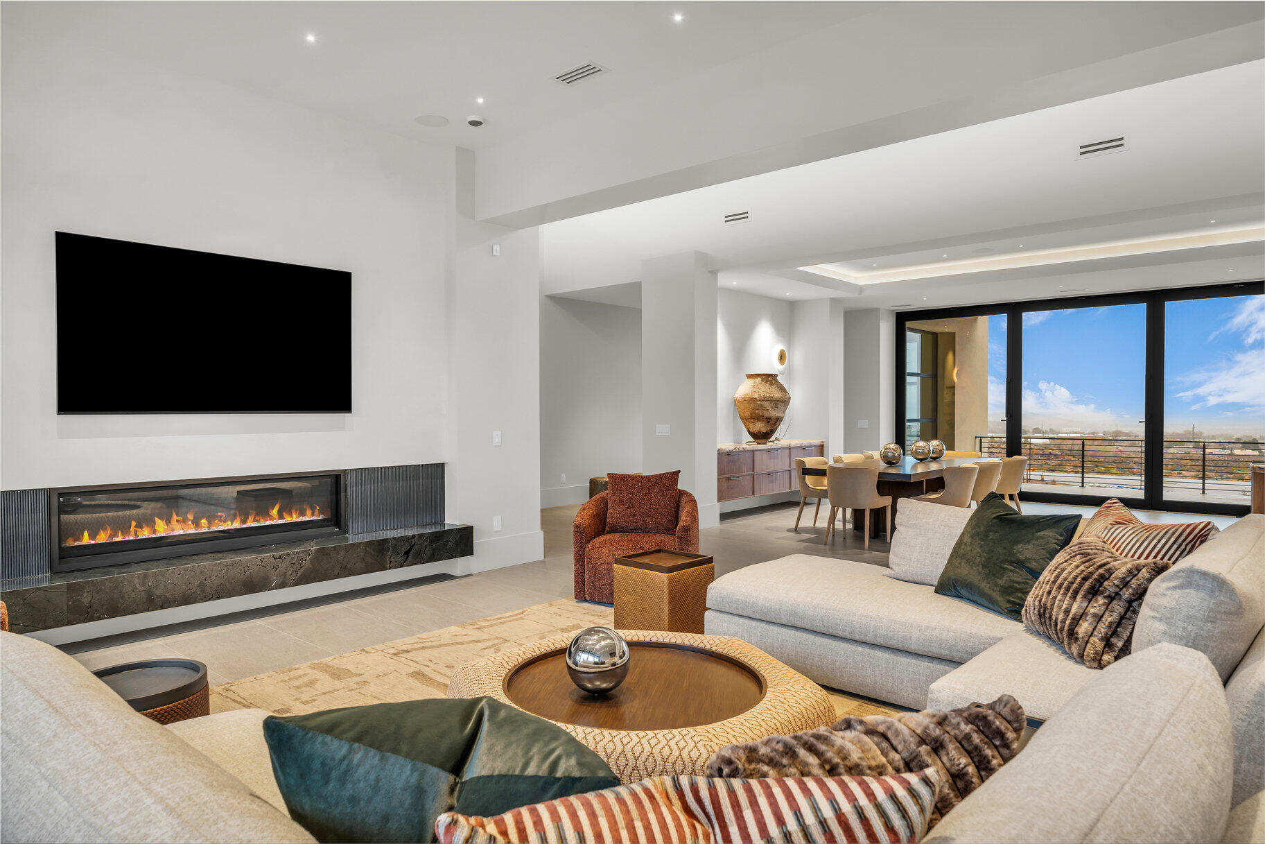 SOLENTE VILLAGE - Residential