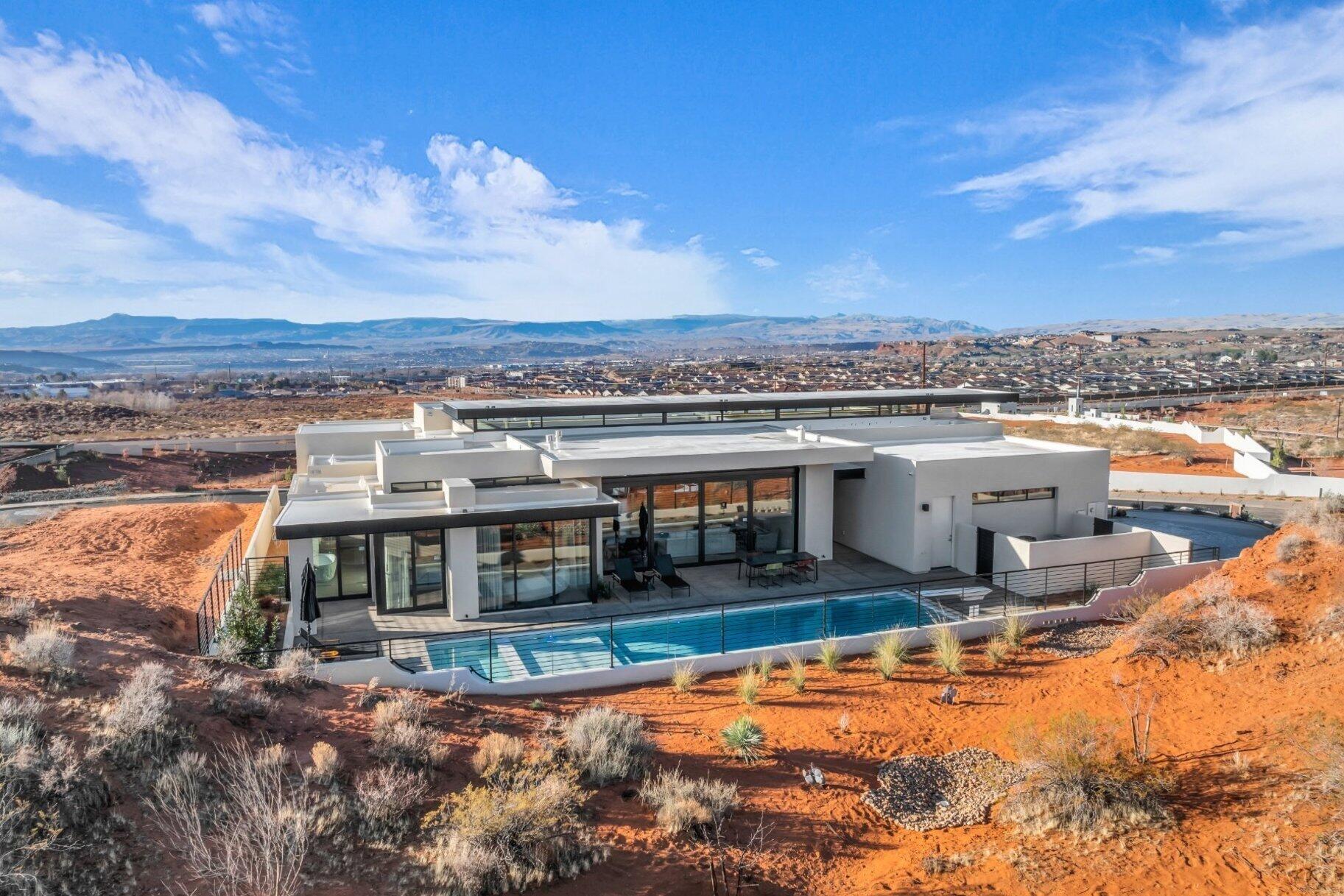SOLENTE VILLAGE - Residential