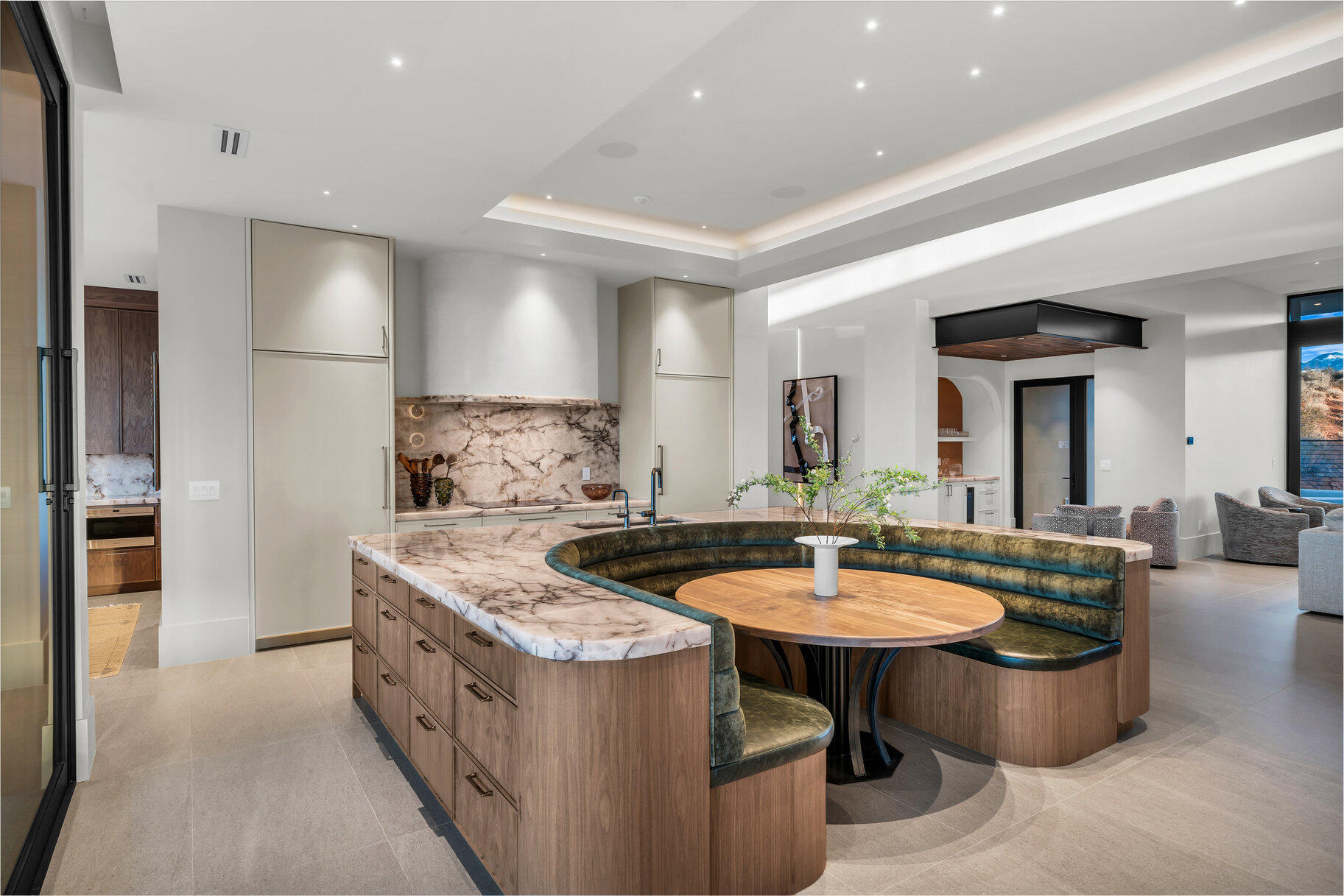 SOLENTE VILLAGE - Residential