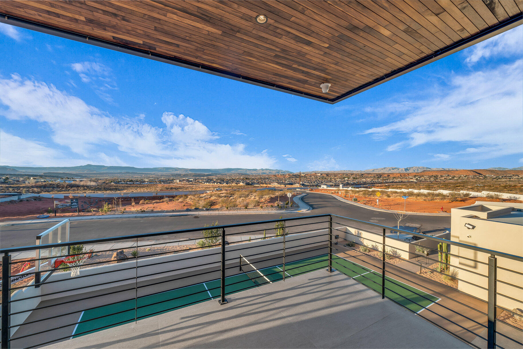 SOLENTE VILLAGE - Residential