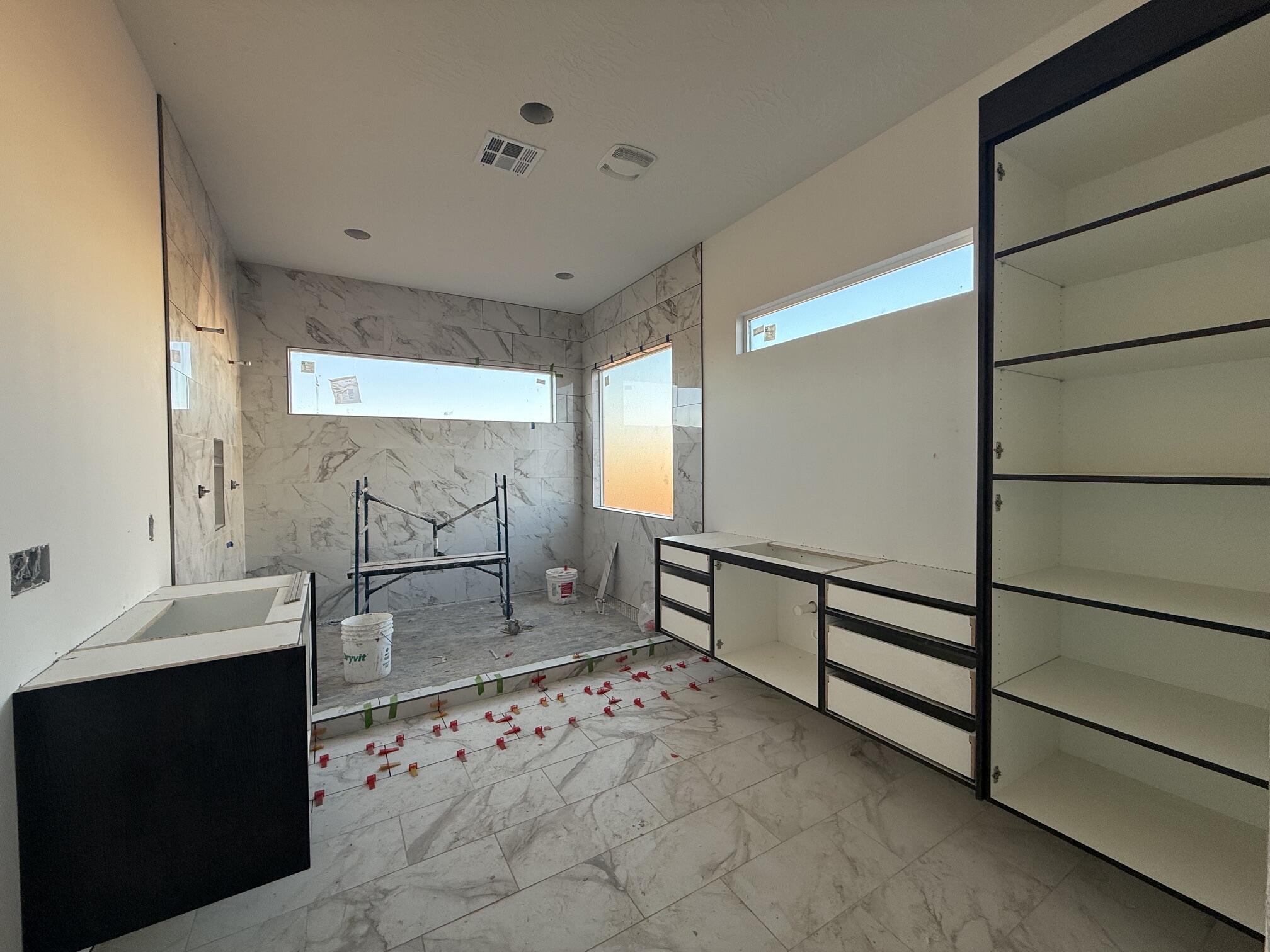 ONYX VALLEY - Residential