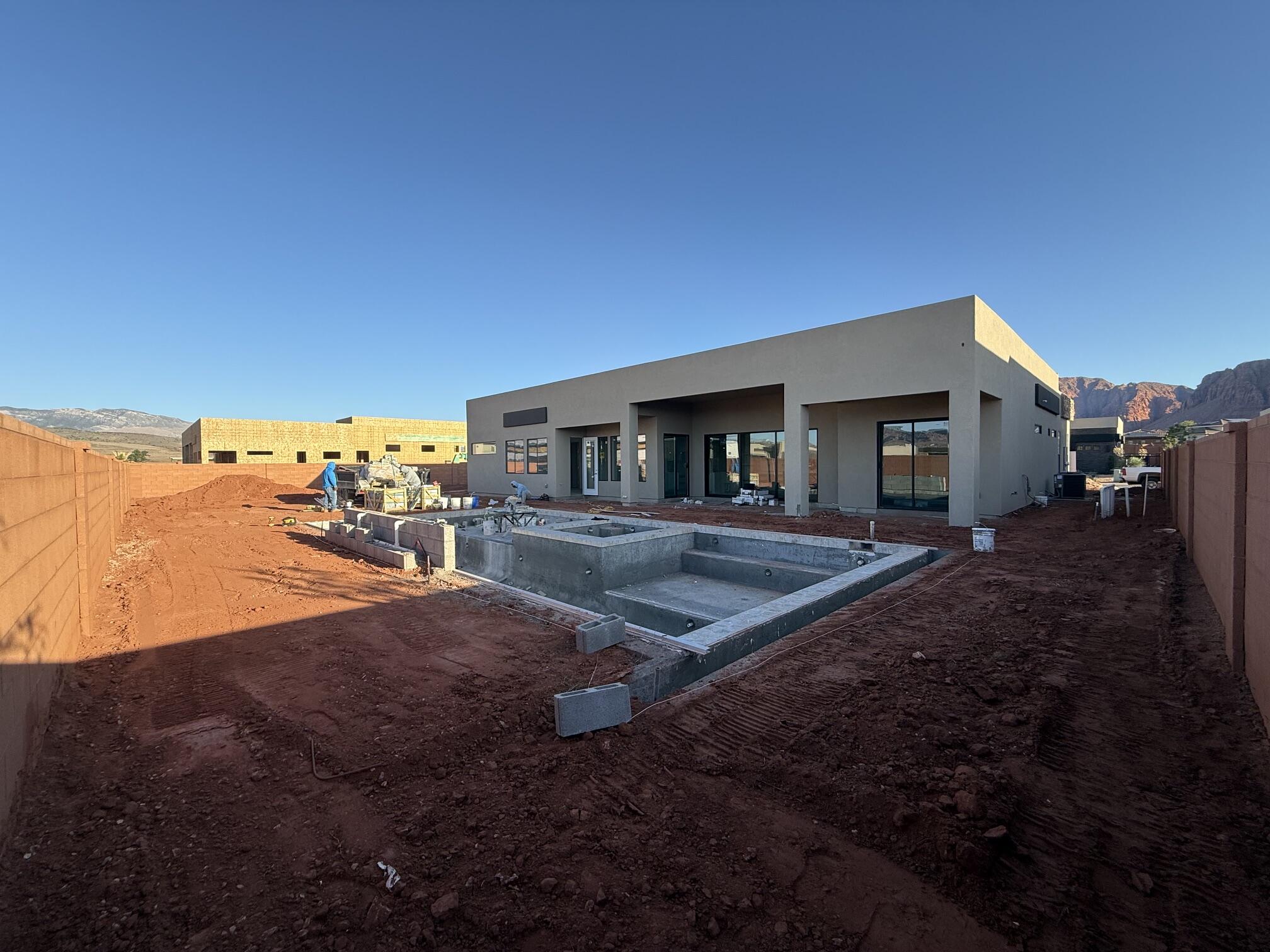 ONYX VALLEY - Residential