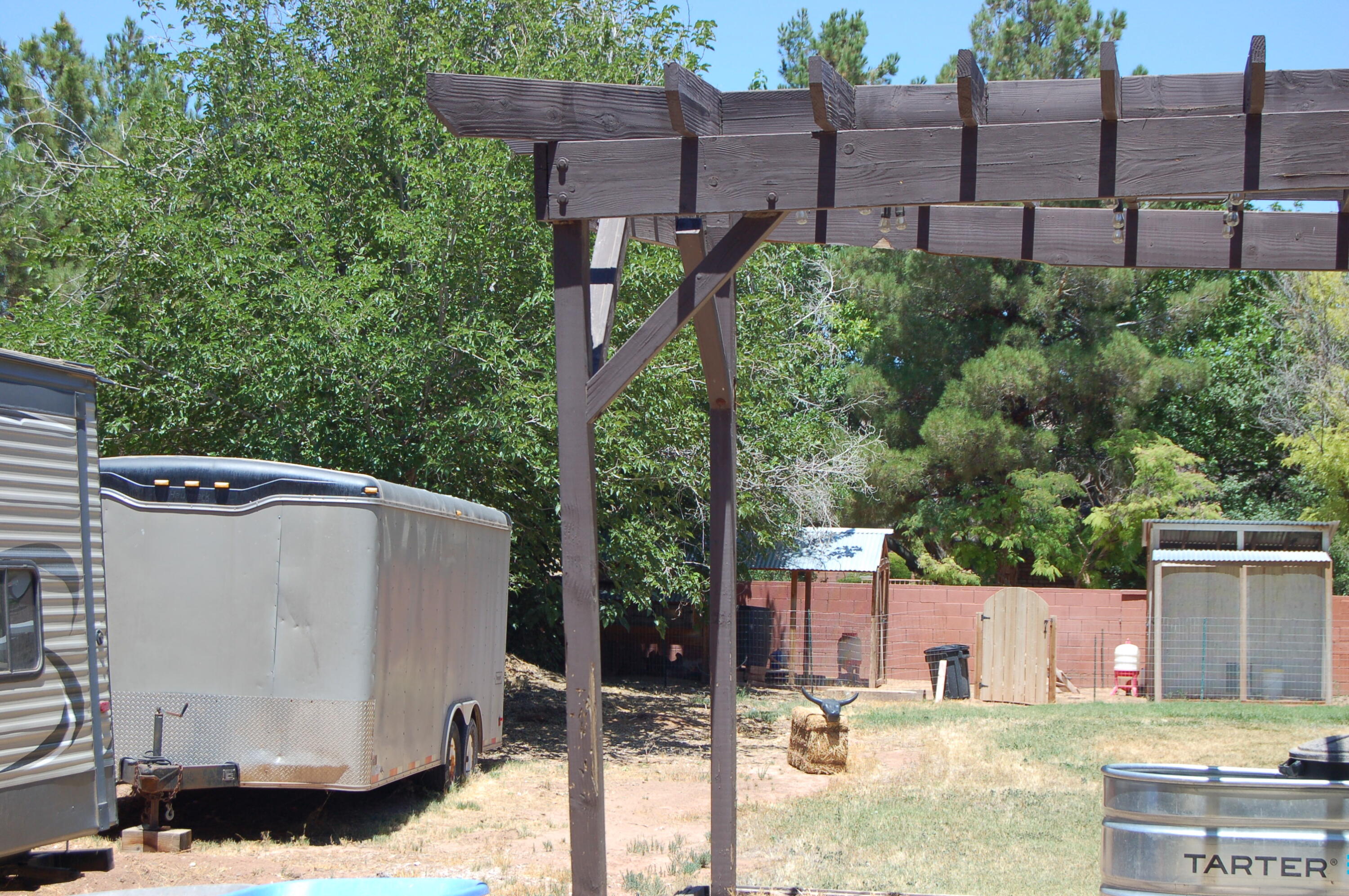 BLOOMINGTON RANCHES - Residential