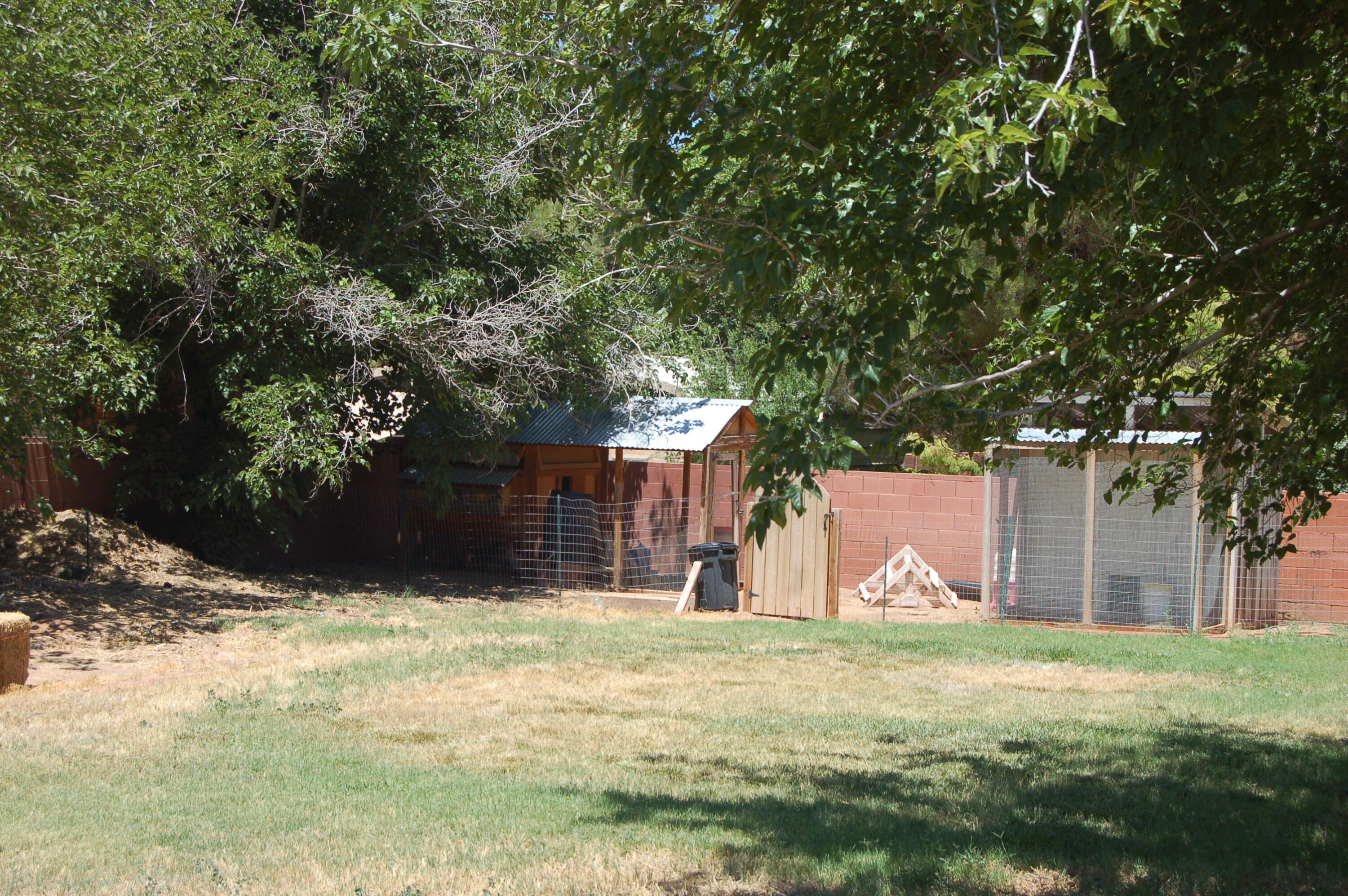 BLOOMINGTON RANCHES - Residential