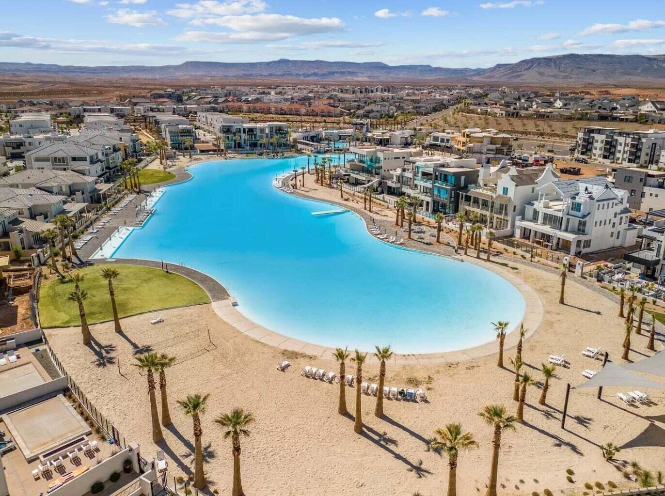 DESERT COLOR RESORT - Residential