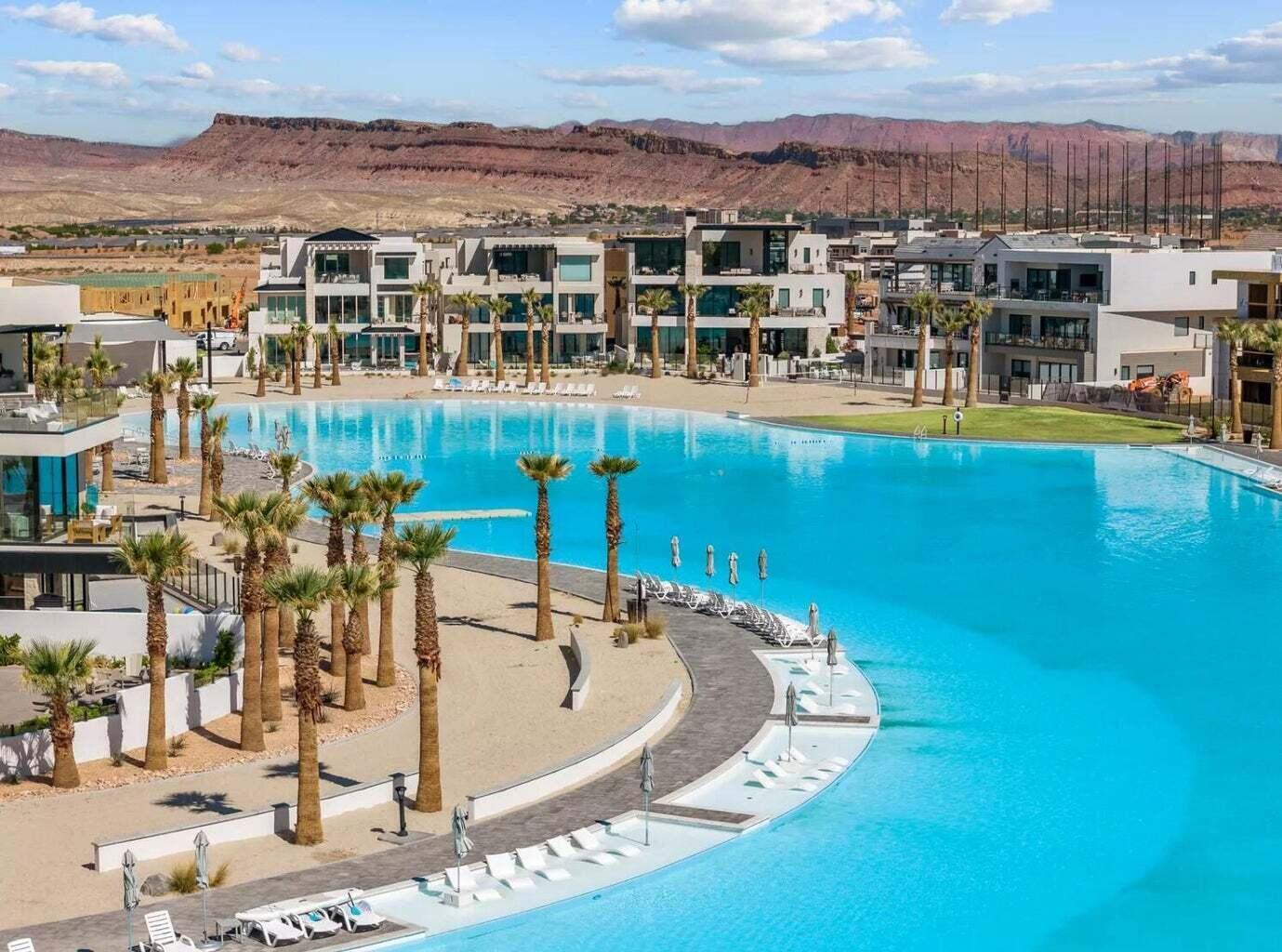 DESERT COLOR RESORT - Residential