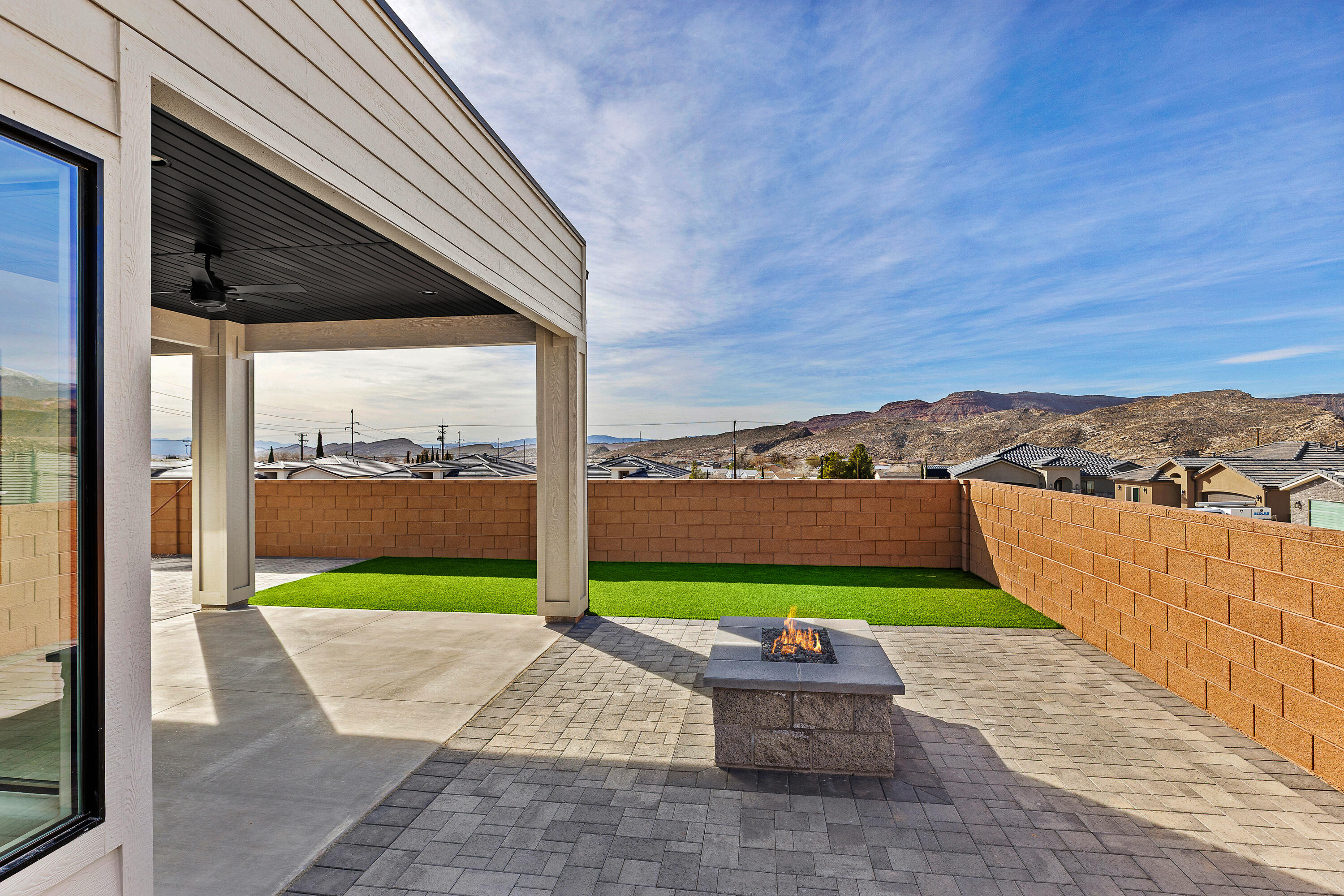 ZIONS GATE ESTATES - Residential