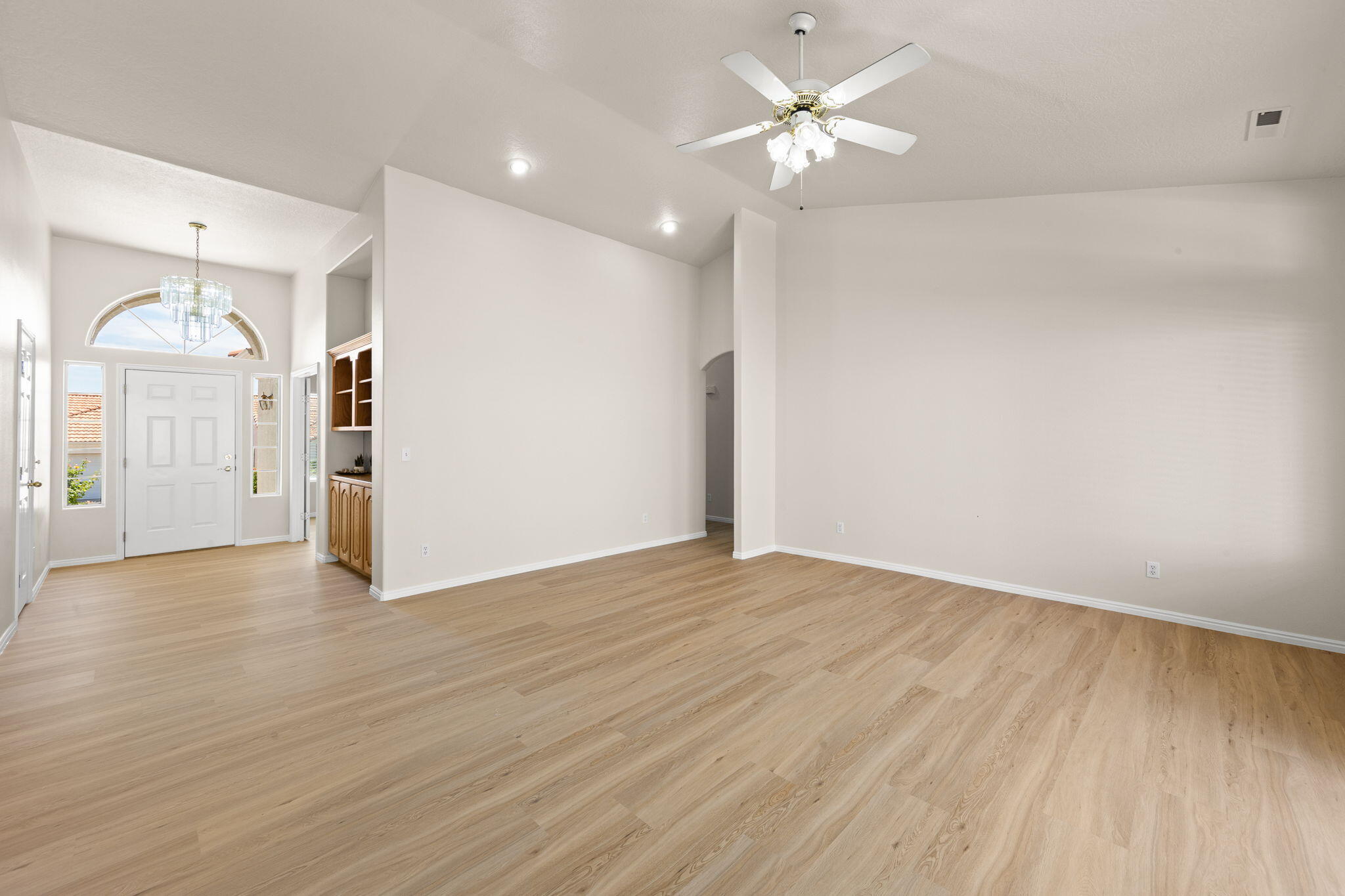 VISTA DEL SOL TOWNHOMES - Residential