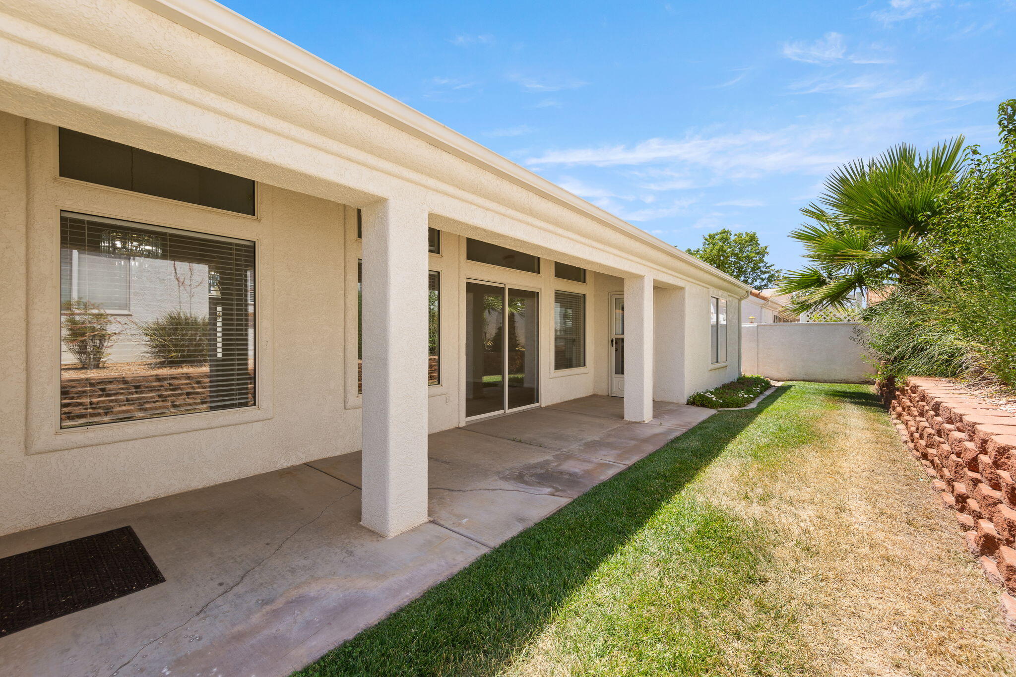 VISTA DEL SOL TOWNHOMES - Residential